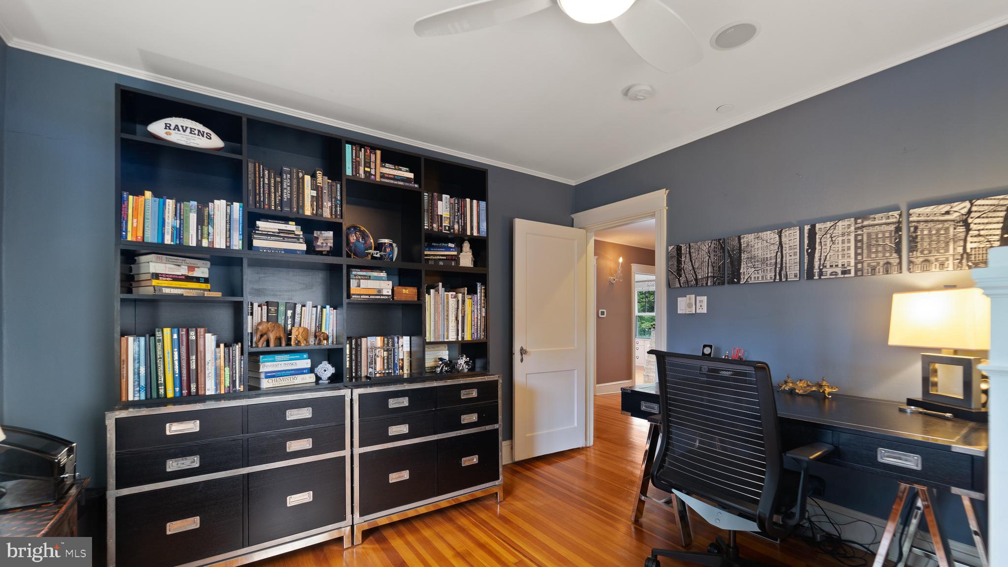 MURRAY HILL - Residential