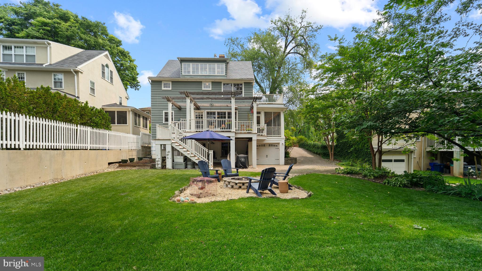 MURRAY HILL - Residential