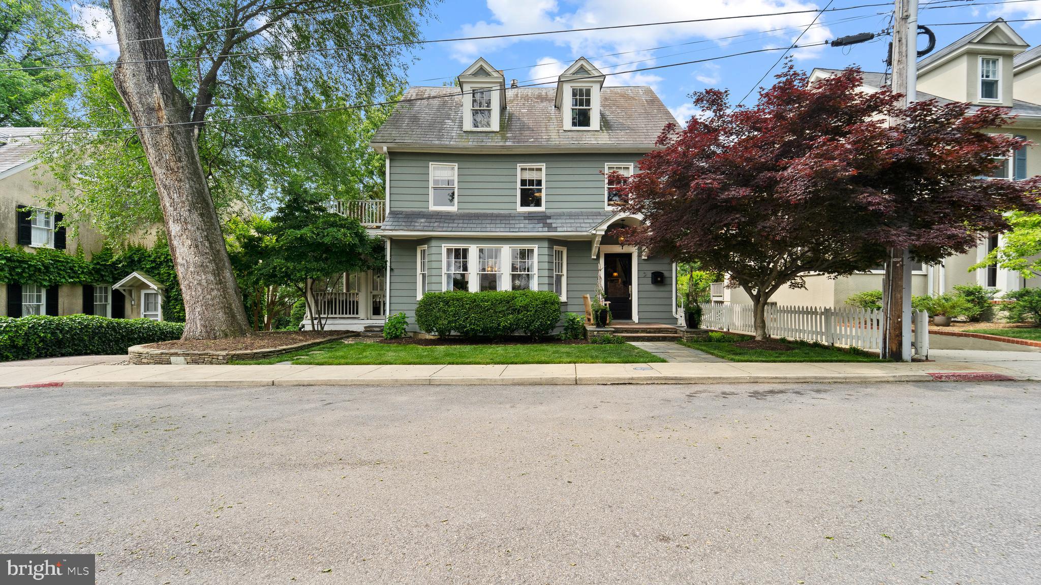 MURRAY HILL - Residential