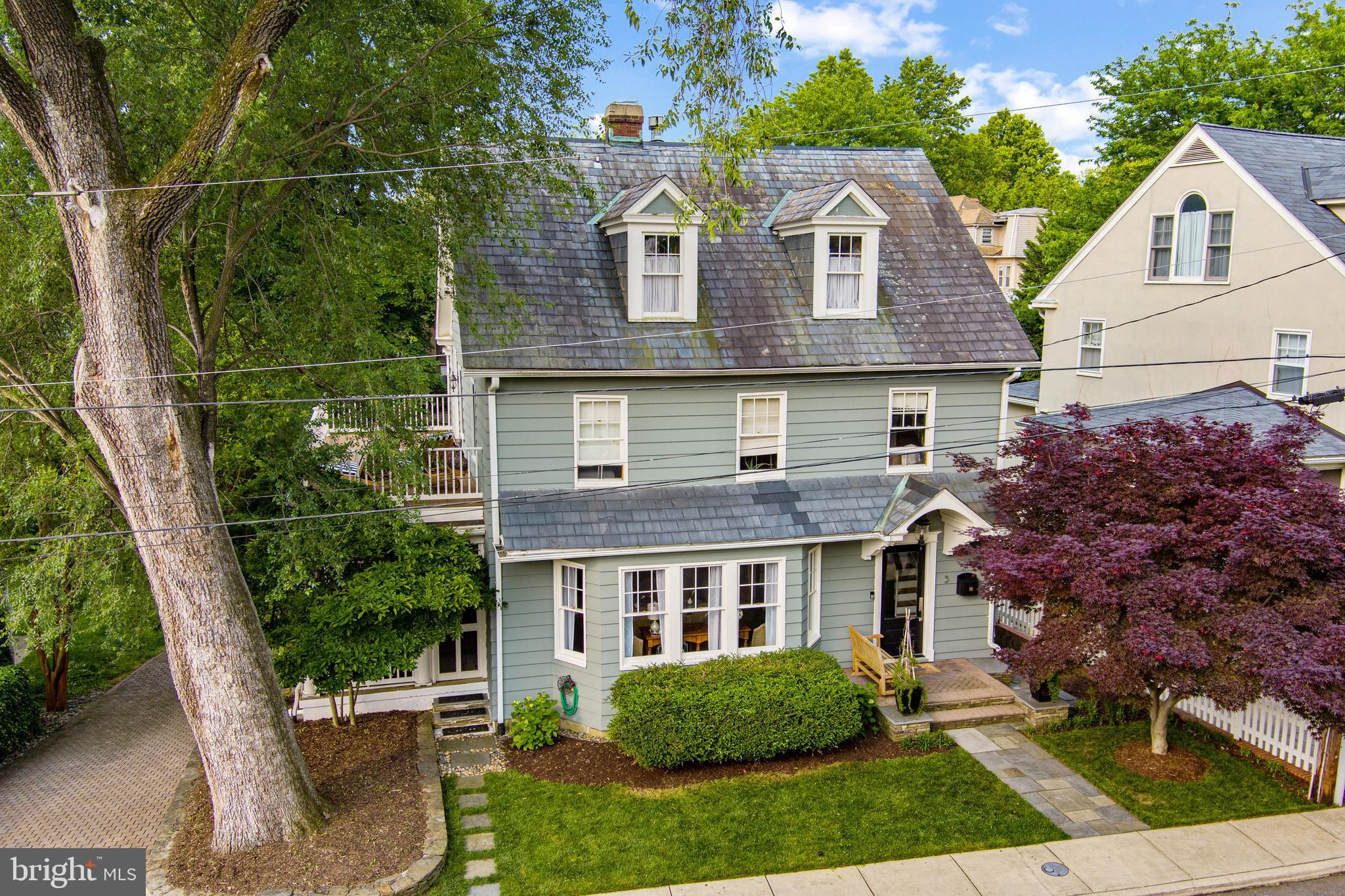 MURRAY HILL - Residential