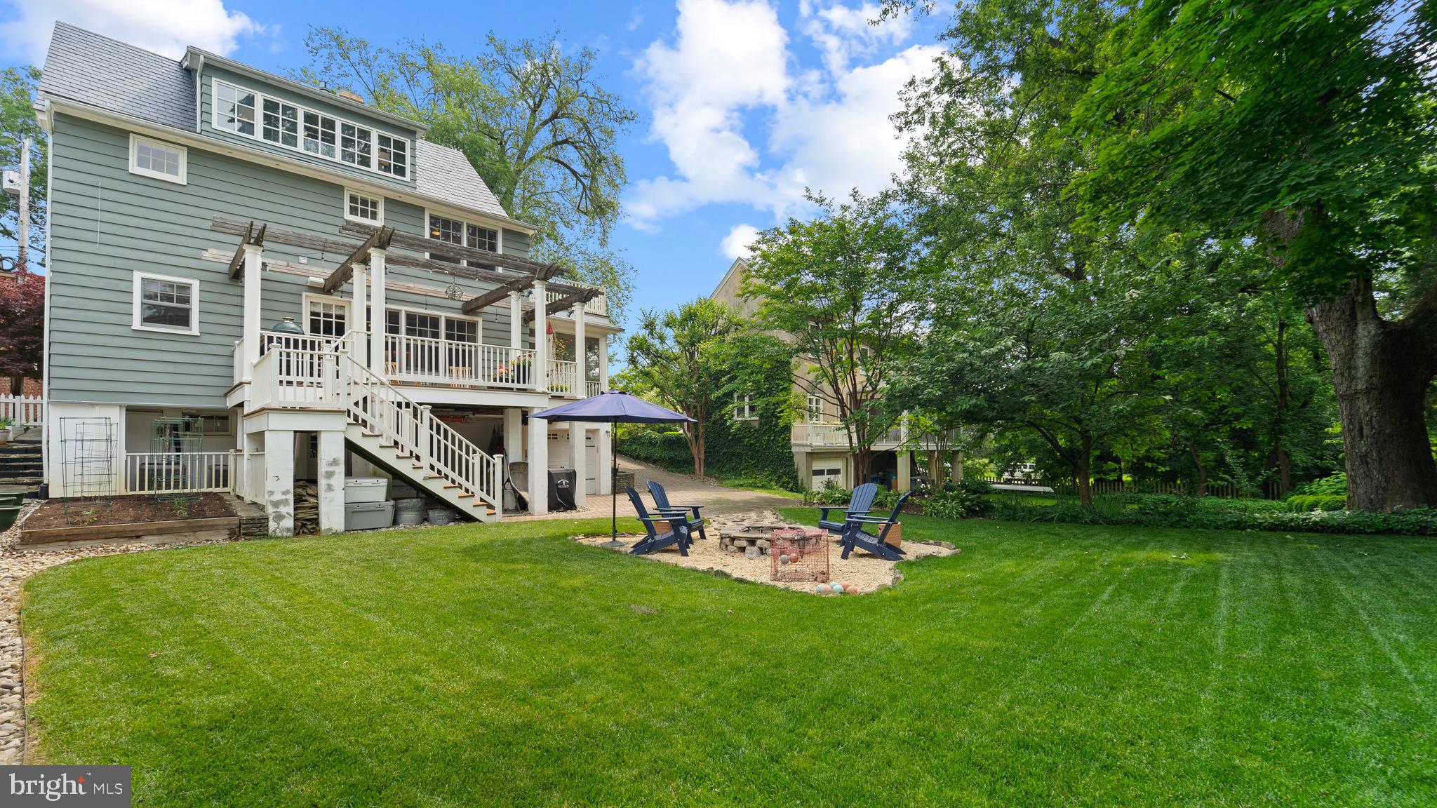 MURRAY HILL - Residential