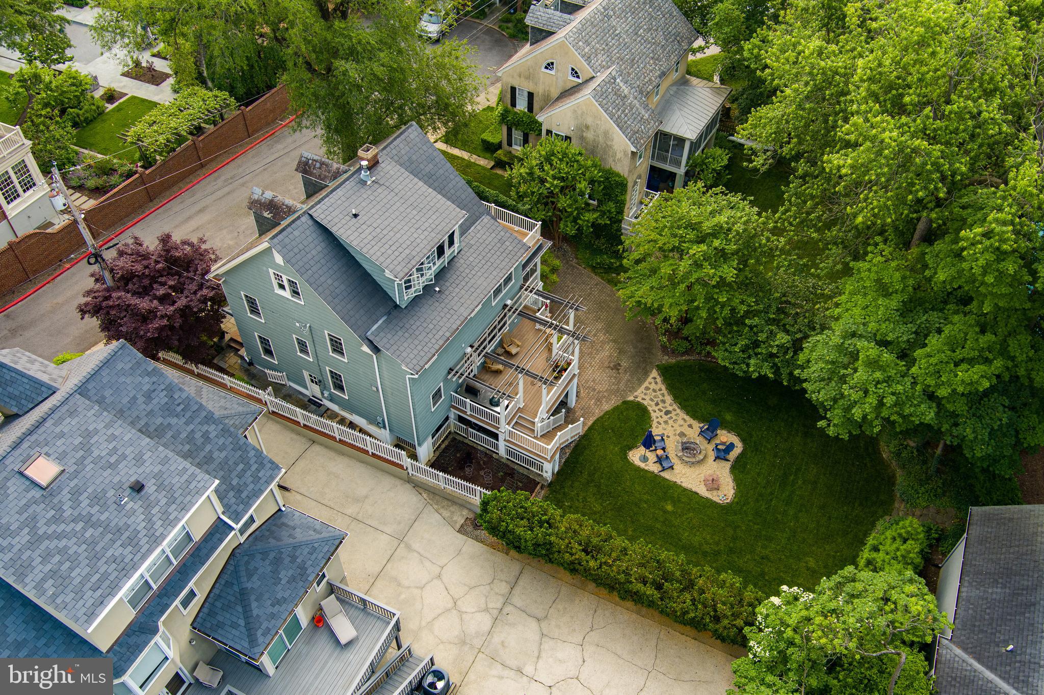 MURRAY HILL - Residential