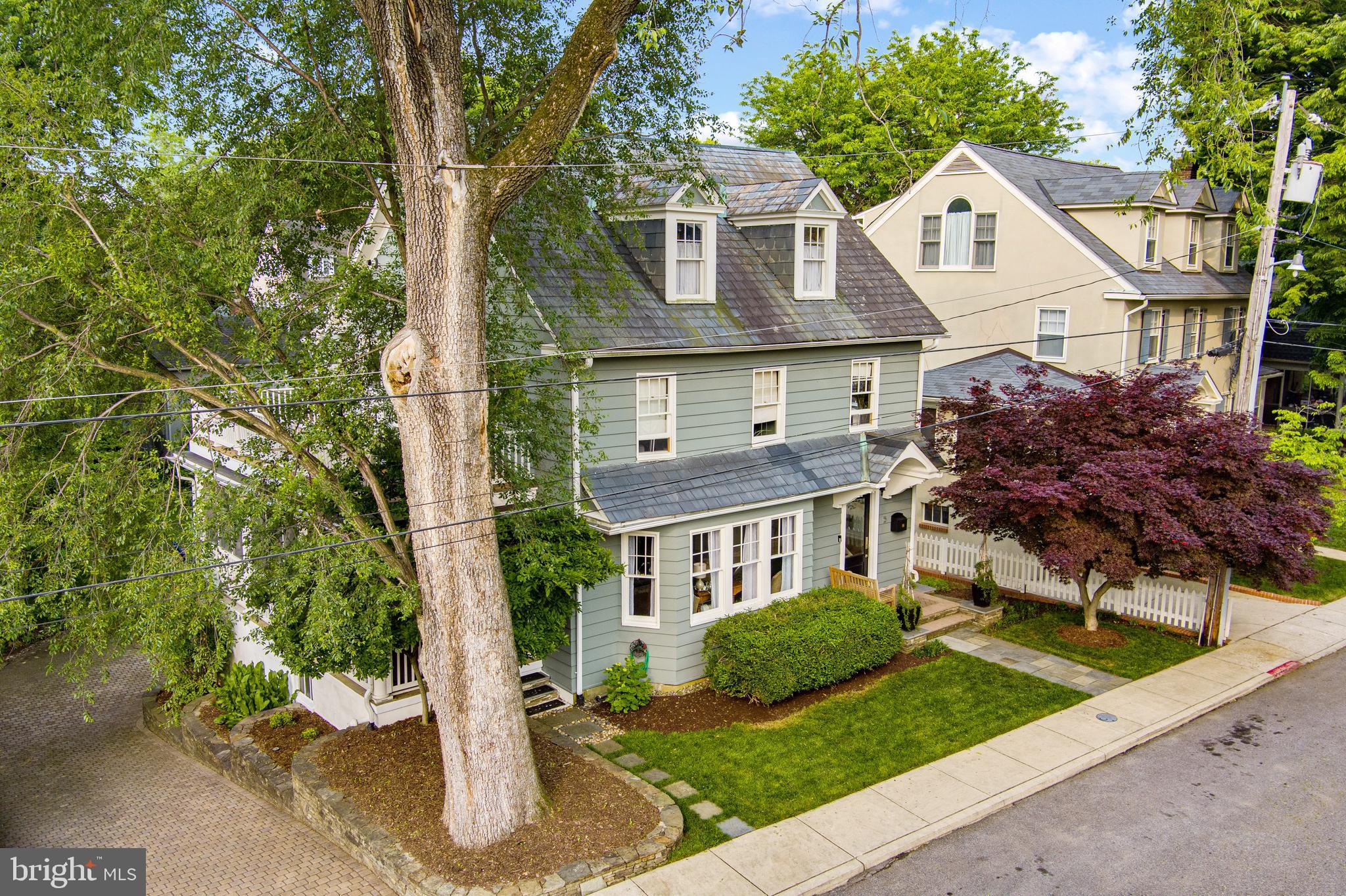 MURRAY HILL - Residential