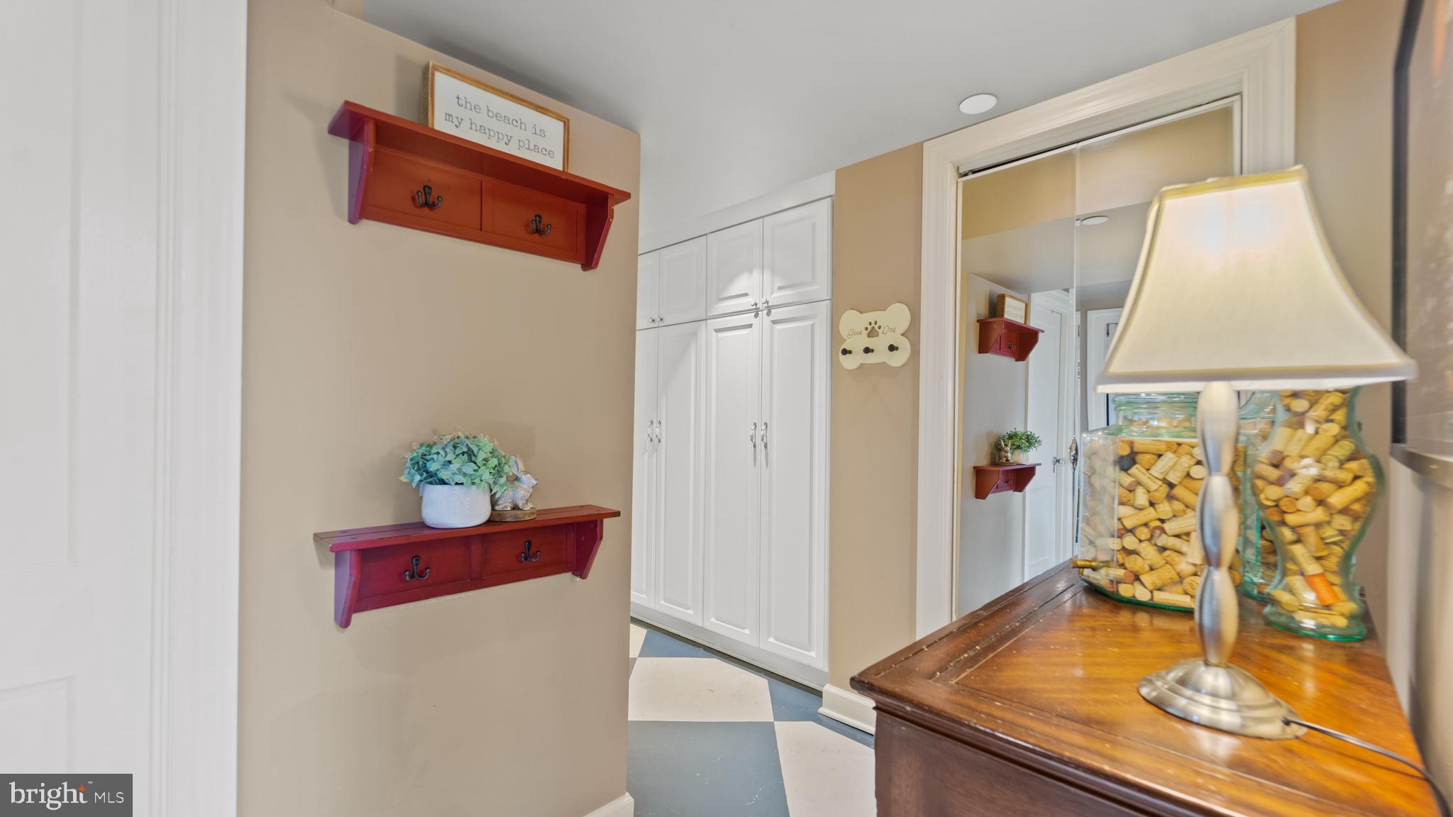 MURRAY HILL - Residential