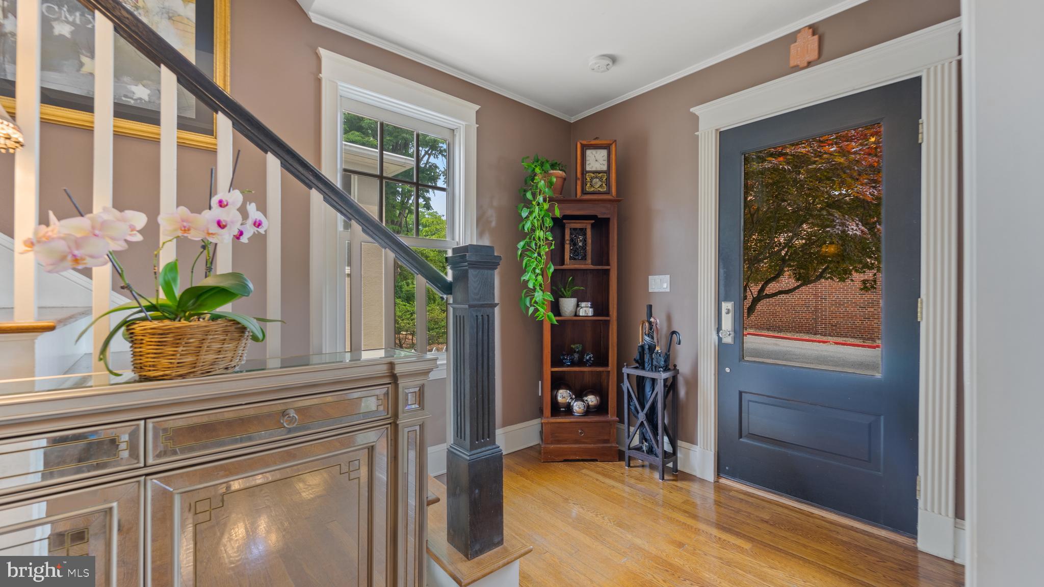 MURRAY HILL - Residential