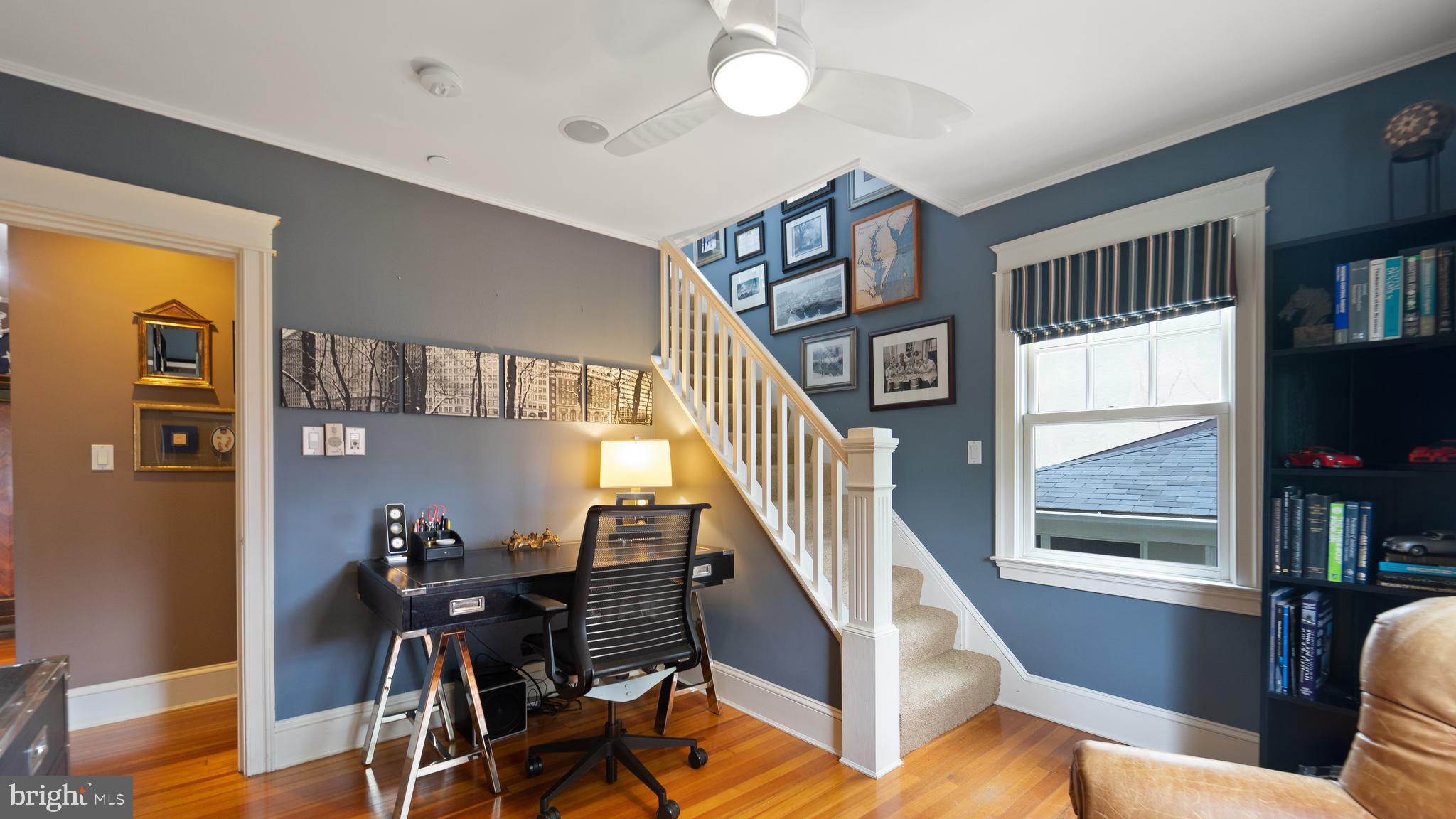 MURRAY HILL - Residential