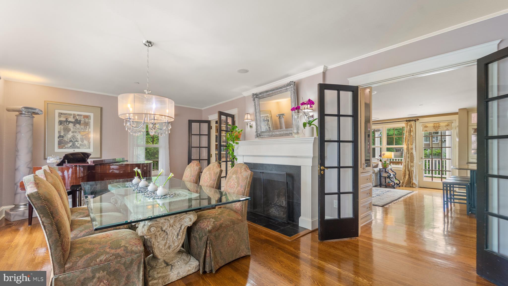 MURRAY HILL - Residential