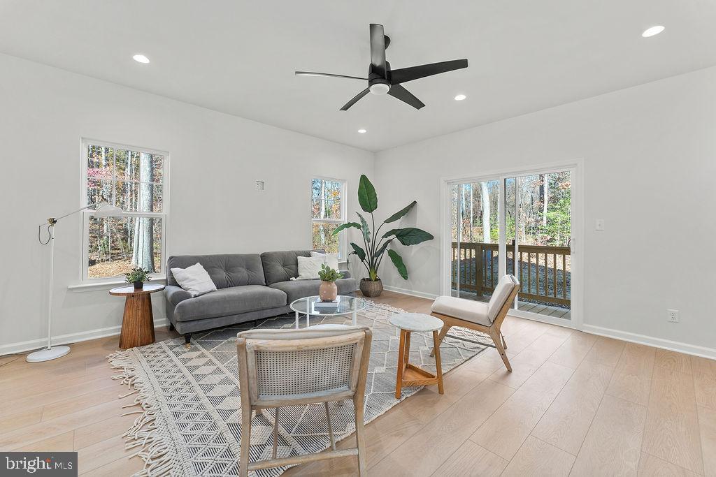 LAKE FOREST - Residential