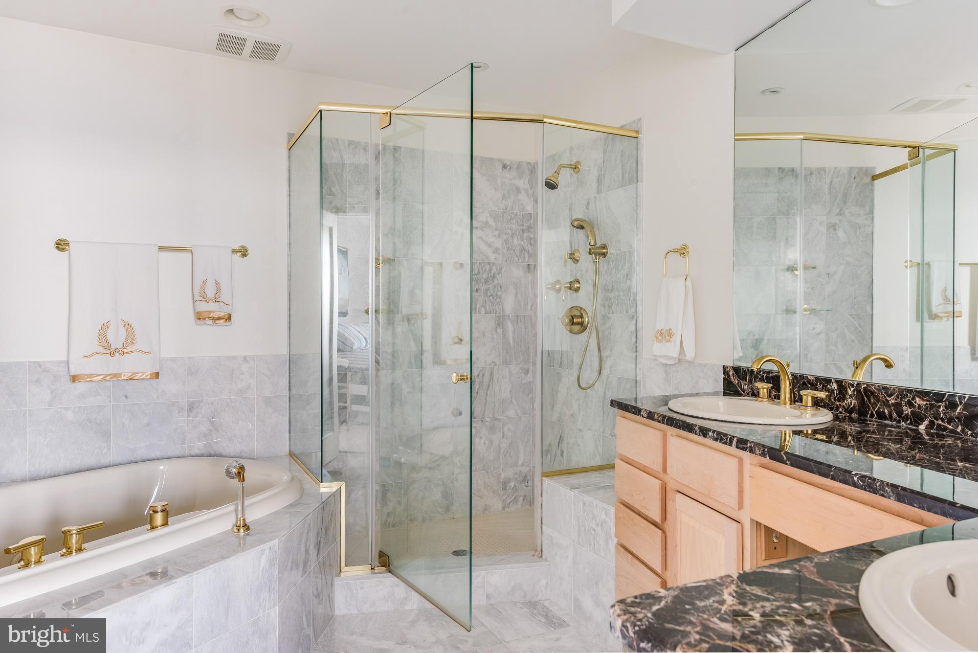 CHESAPEAKE HARBOUR - Residential