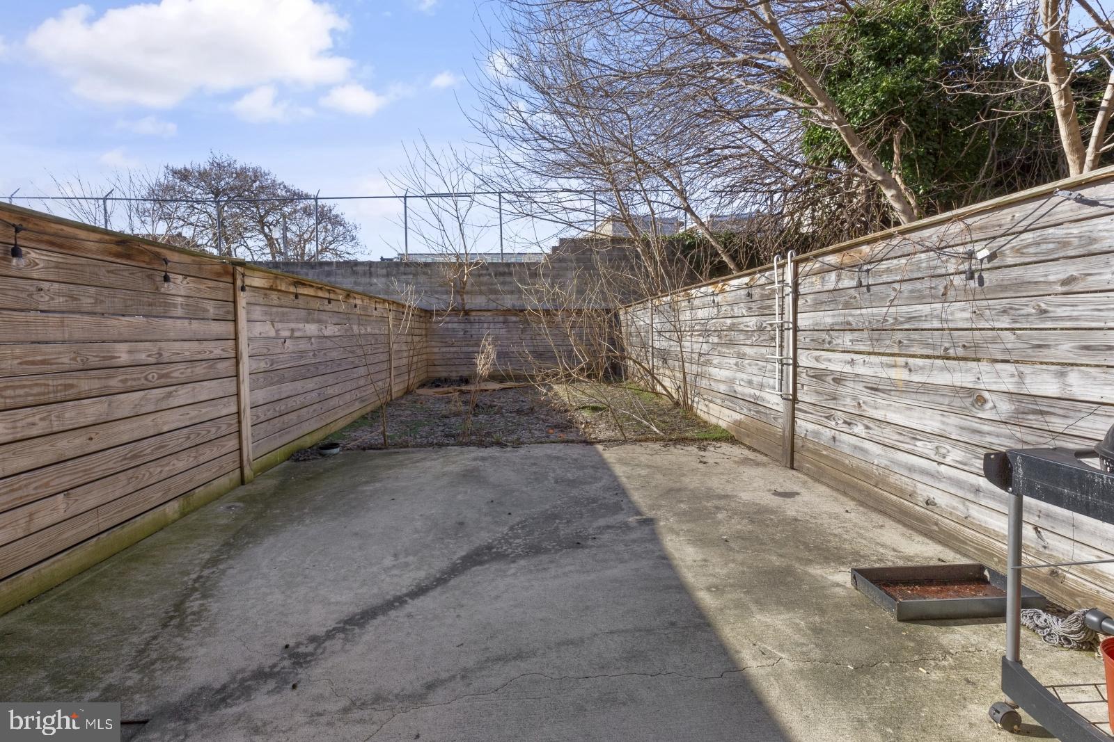 BREWERYTOWN - Residential Lease