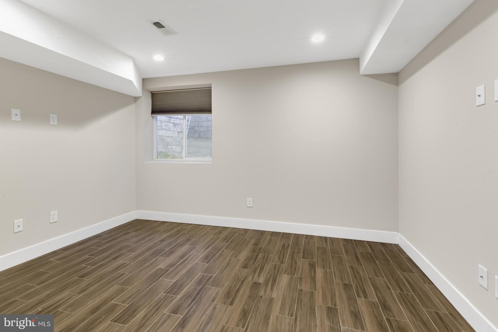 BREWERYTOWN - Residential Lease