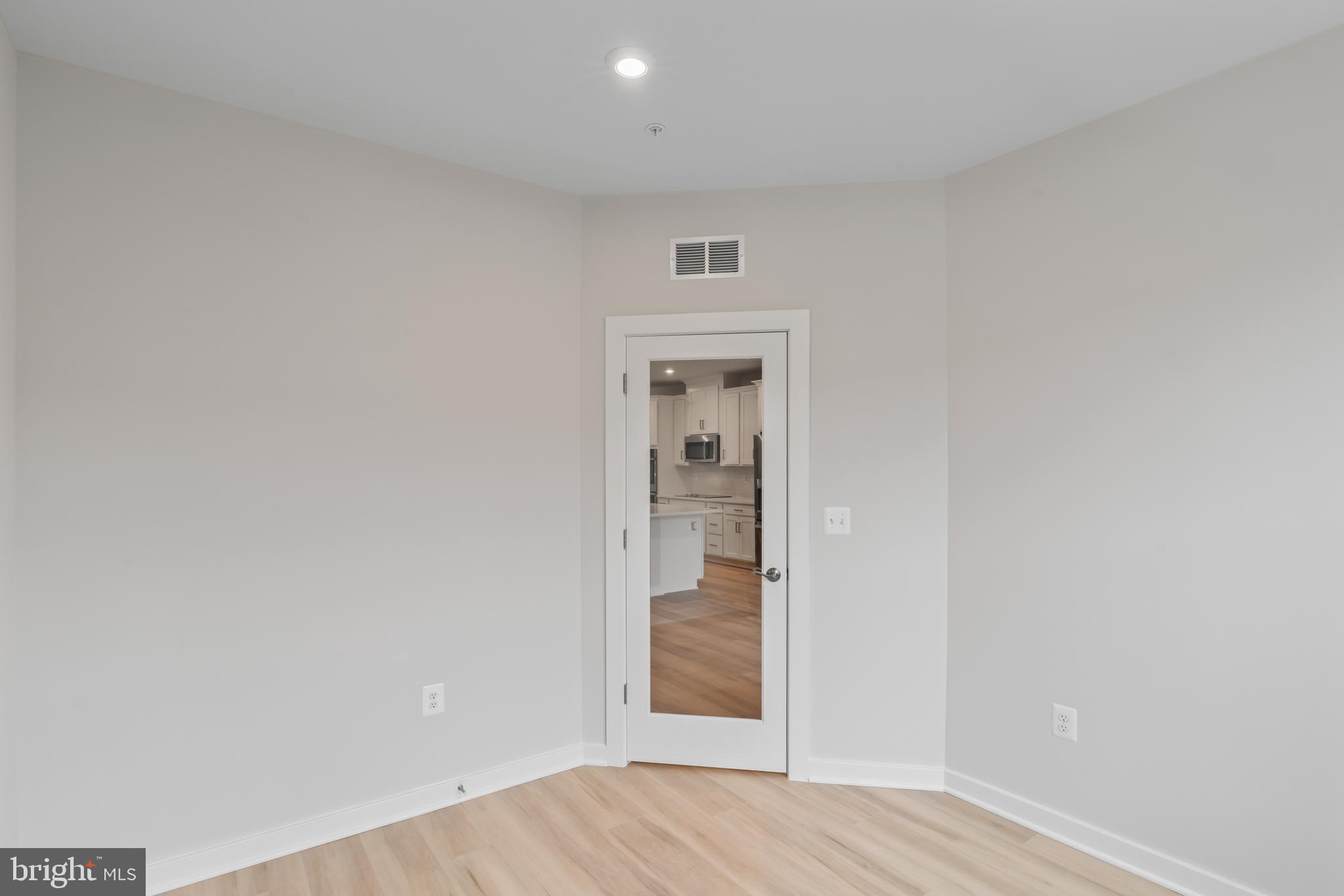 PARK PLACE - Residential Lease