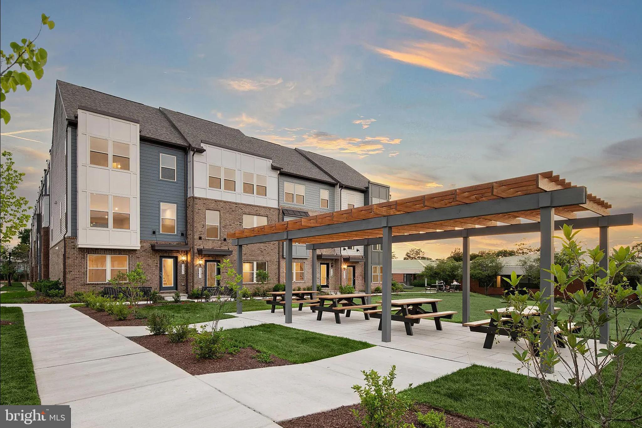 PARK PLACE - Residential Lease