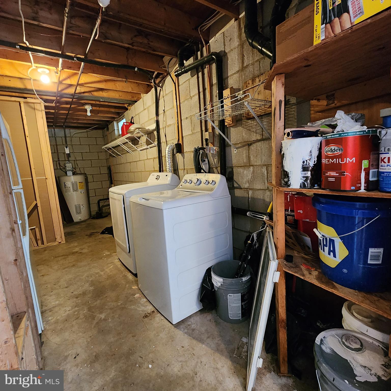 THE HIGHLANDS - Residential Lease