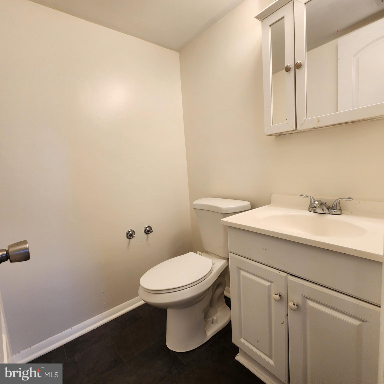 THE HIGHLANDS - Residential Lease