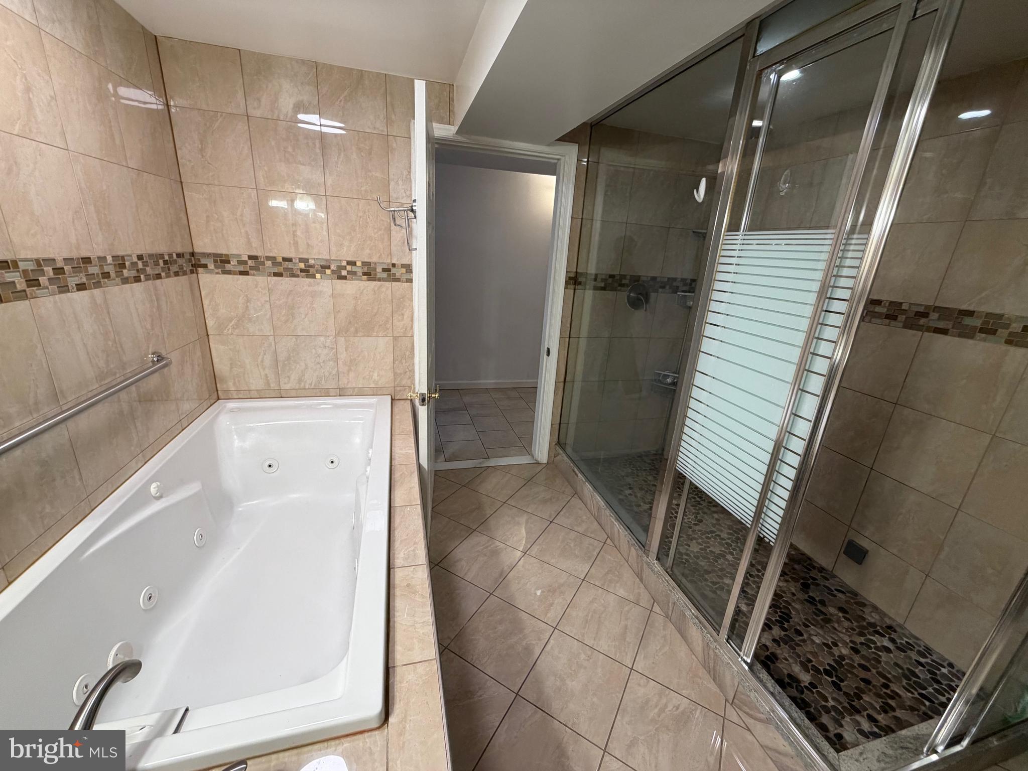 SANDYFORD PARK - Residential