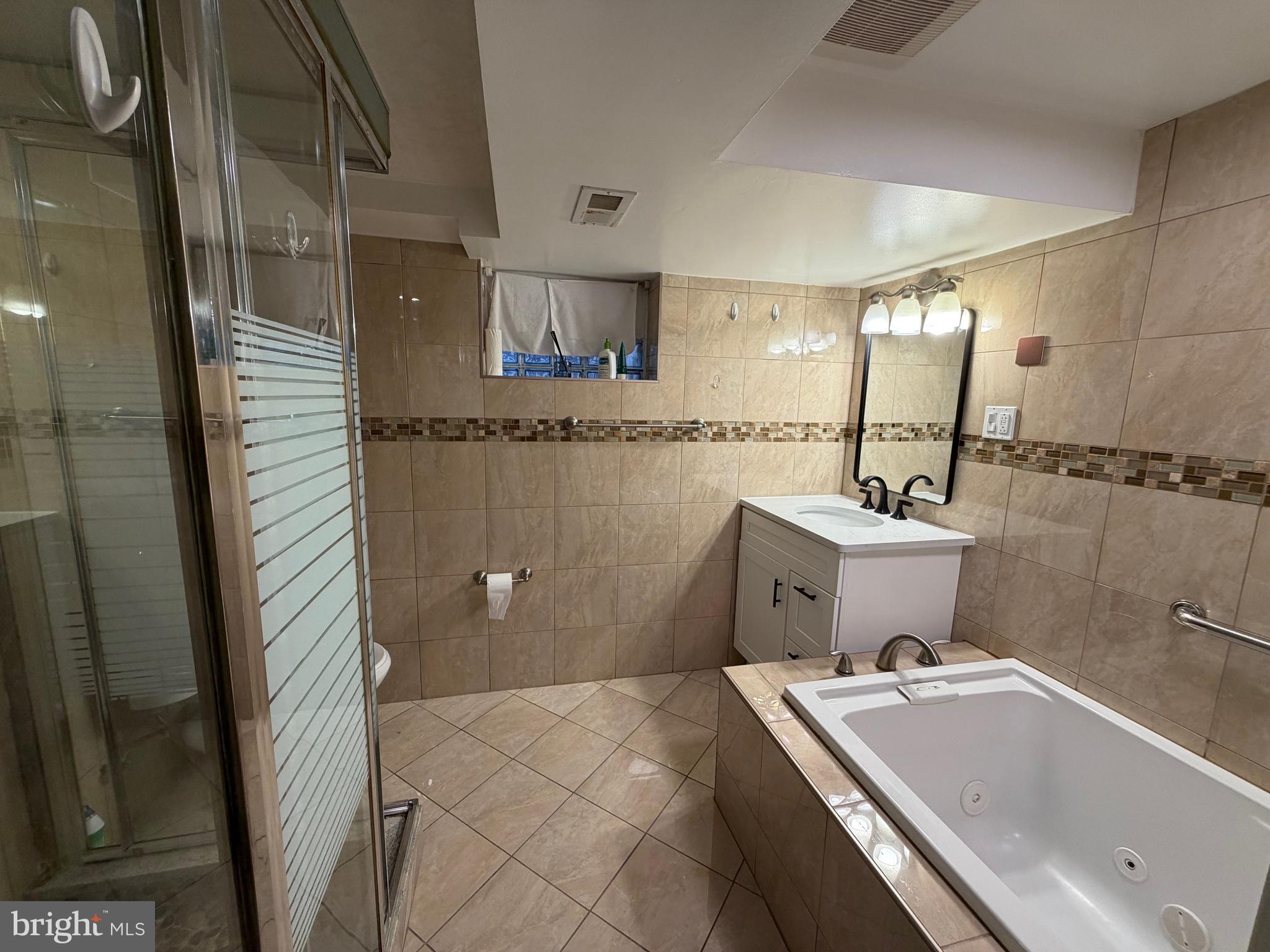 SANDYFORD PARK - Residential