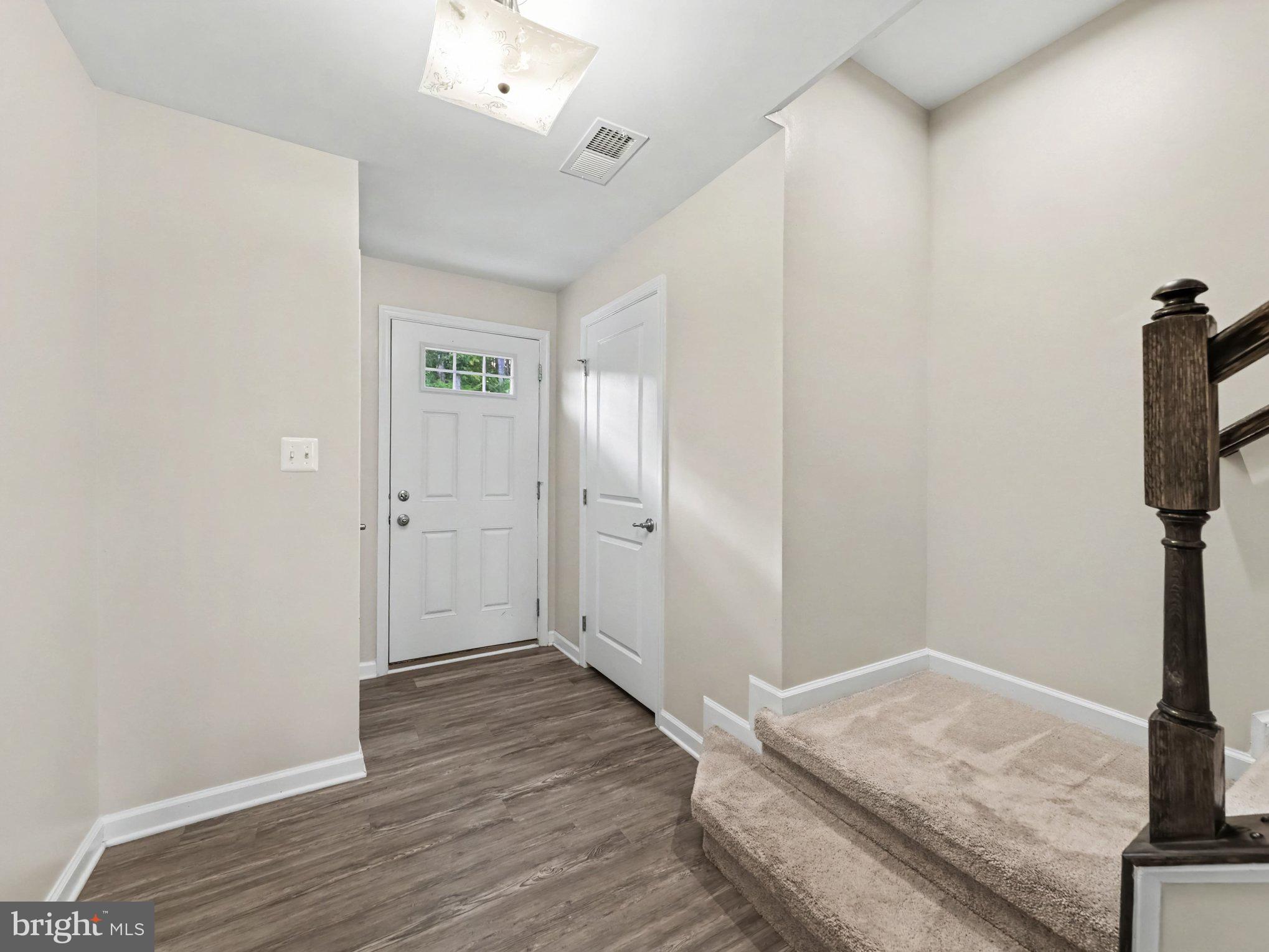 8412 DEVRIES LANE