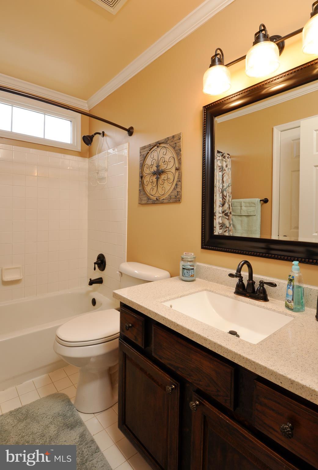 LEE'S HILL - Residential