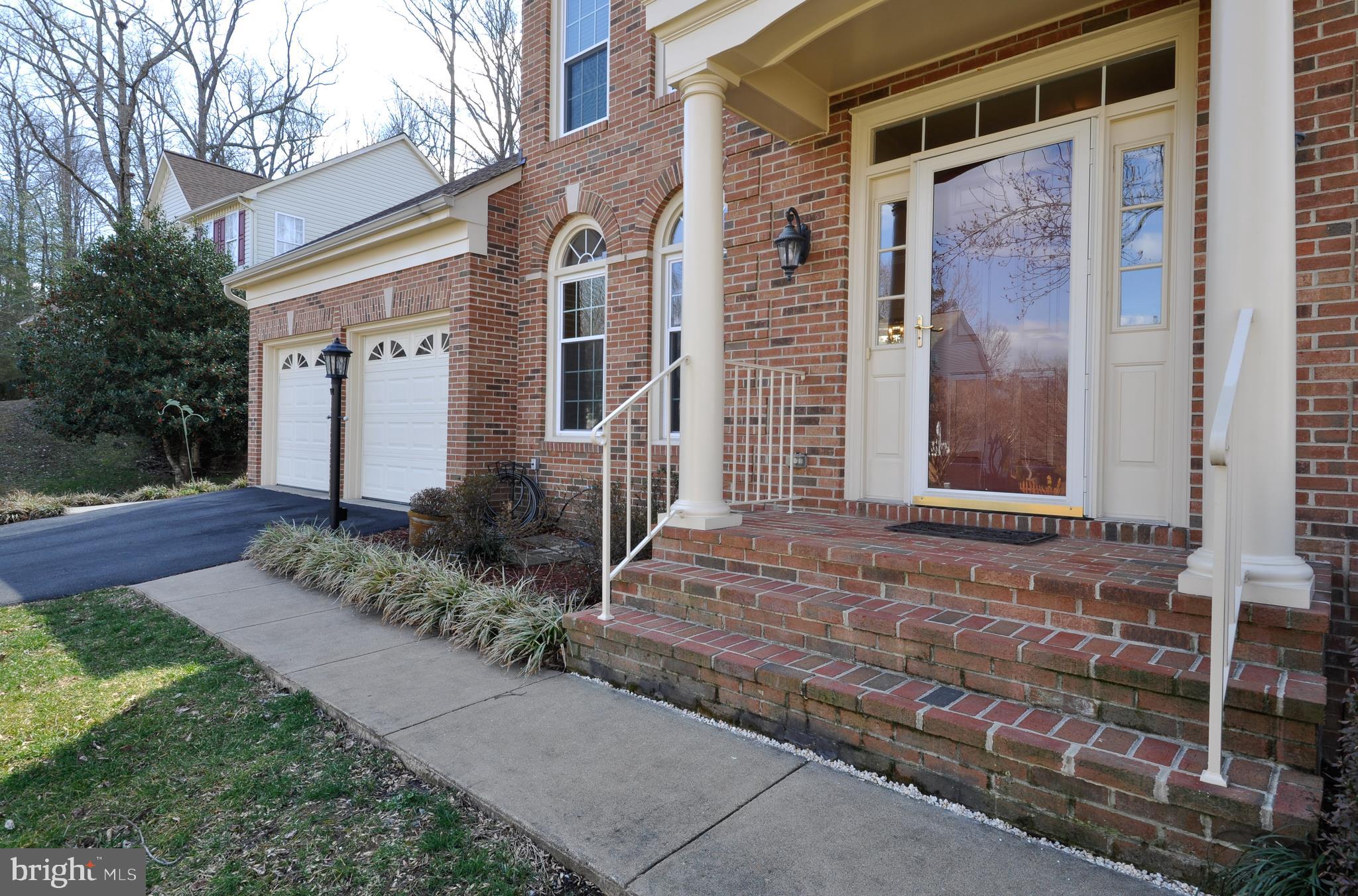 LEE'S HILL - Residential