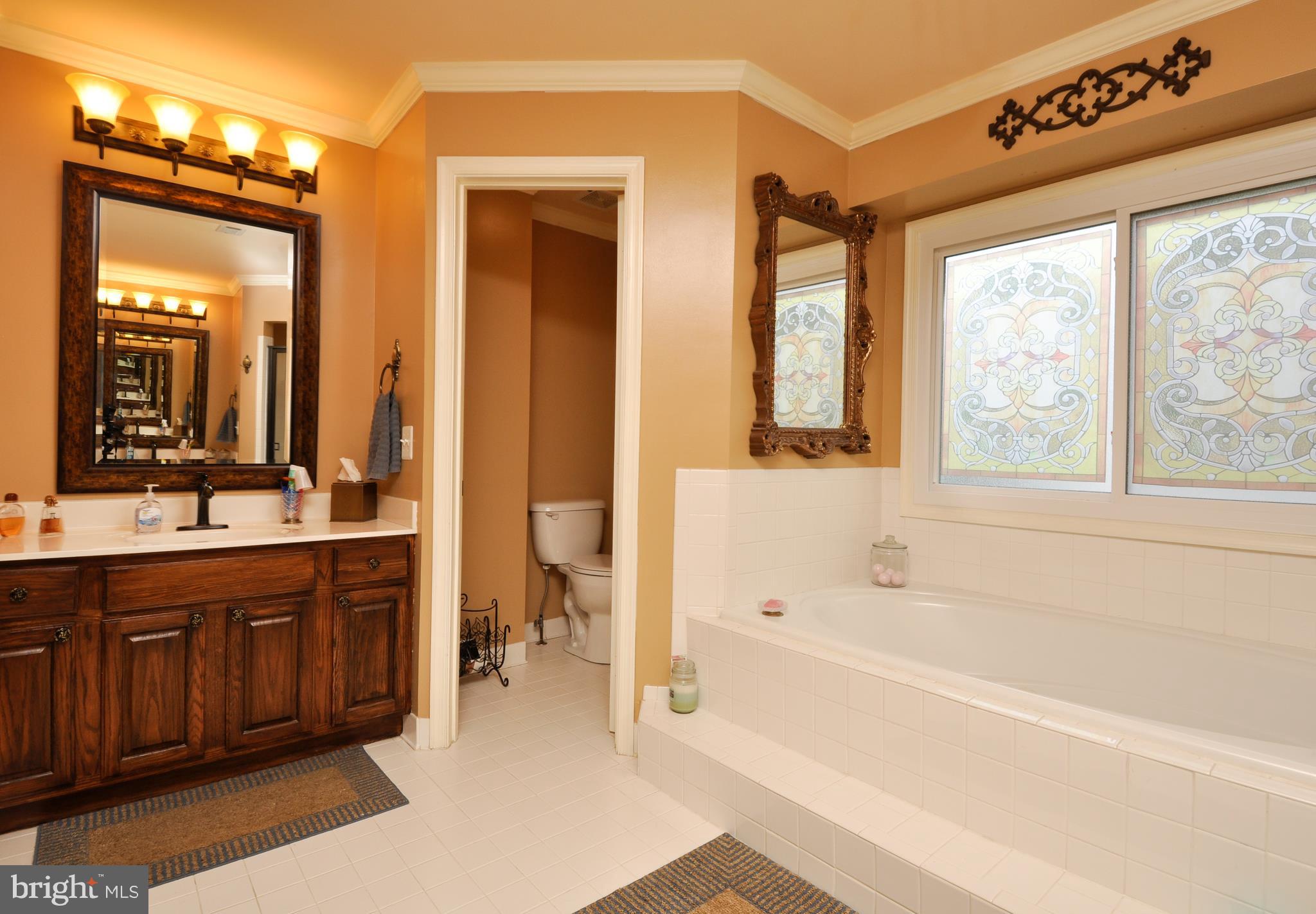 LEE'S HILL - Residential