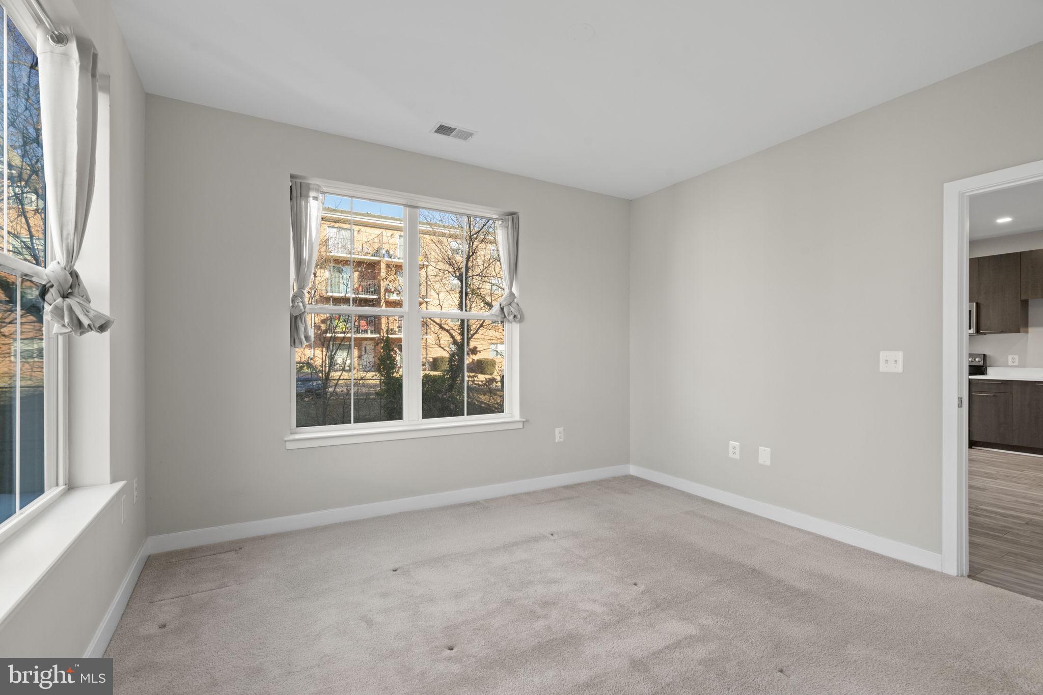 TRAFALGAR FLATS - Residential Lease