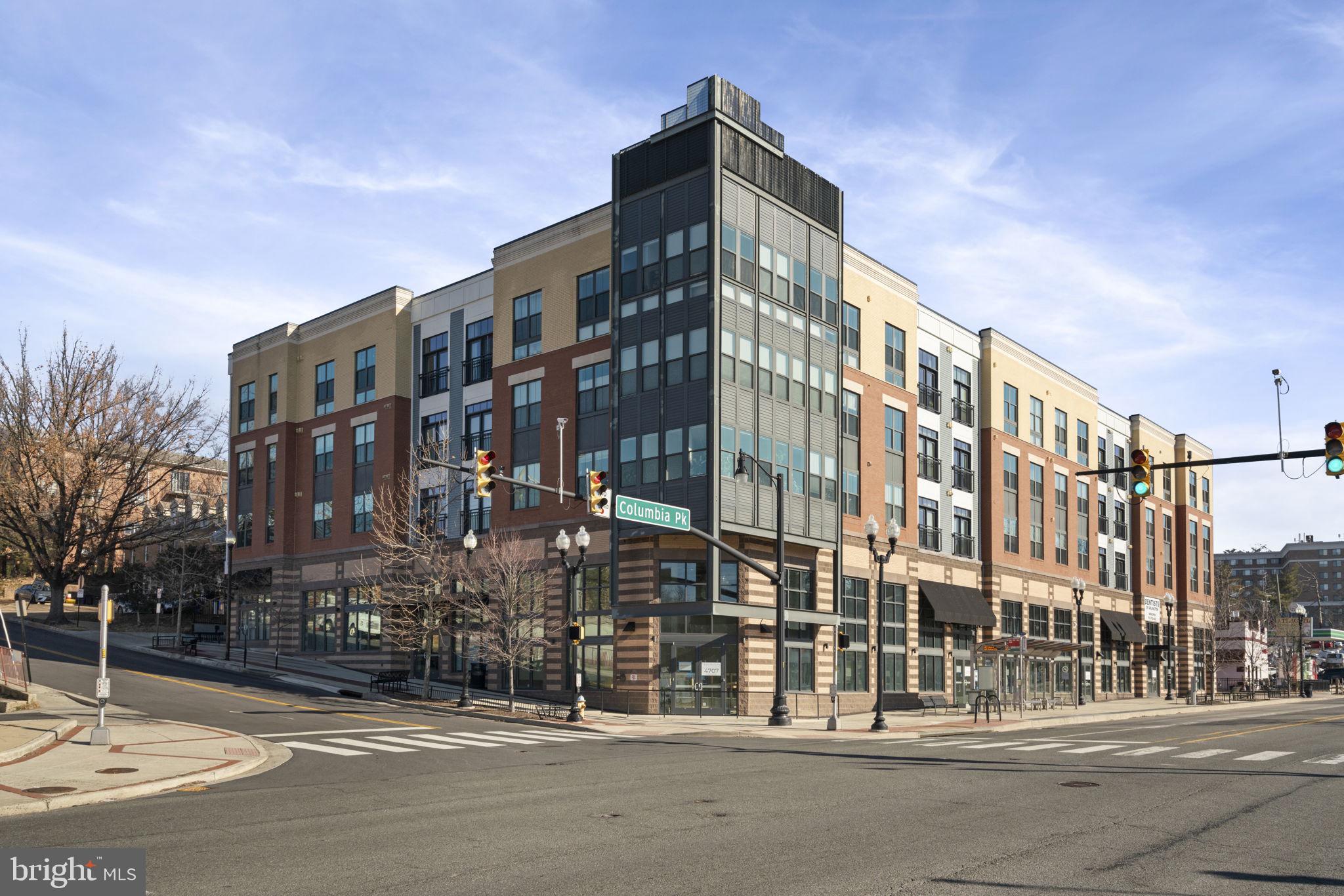 TRAFALGAR FLATS - Residential Lease