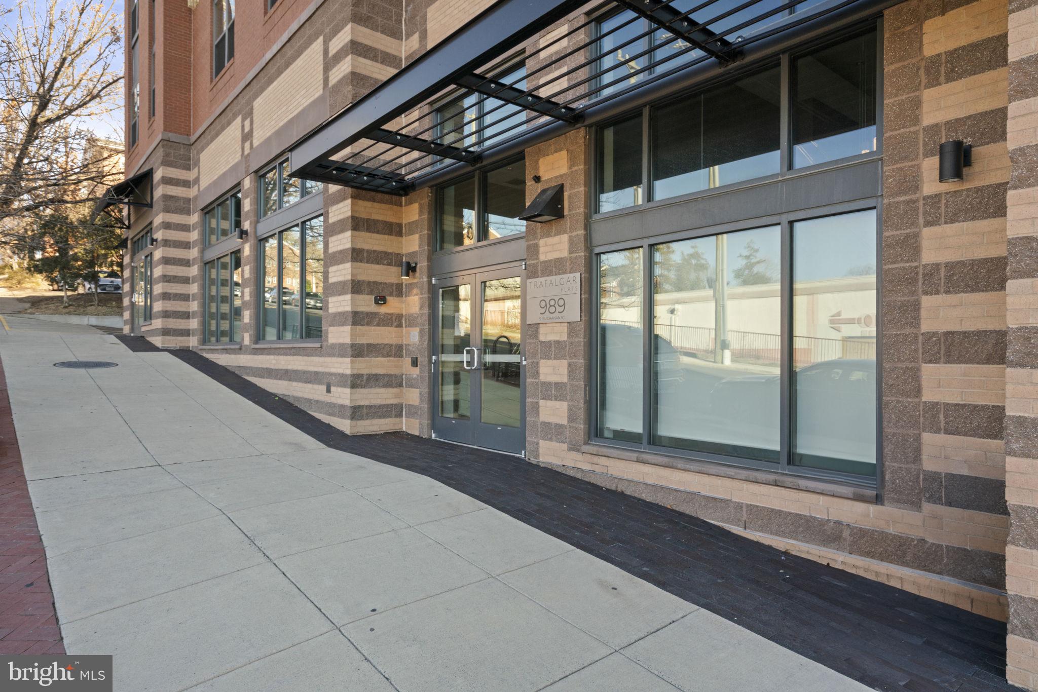 TRAFALGAR FLATS - Residential Lease