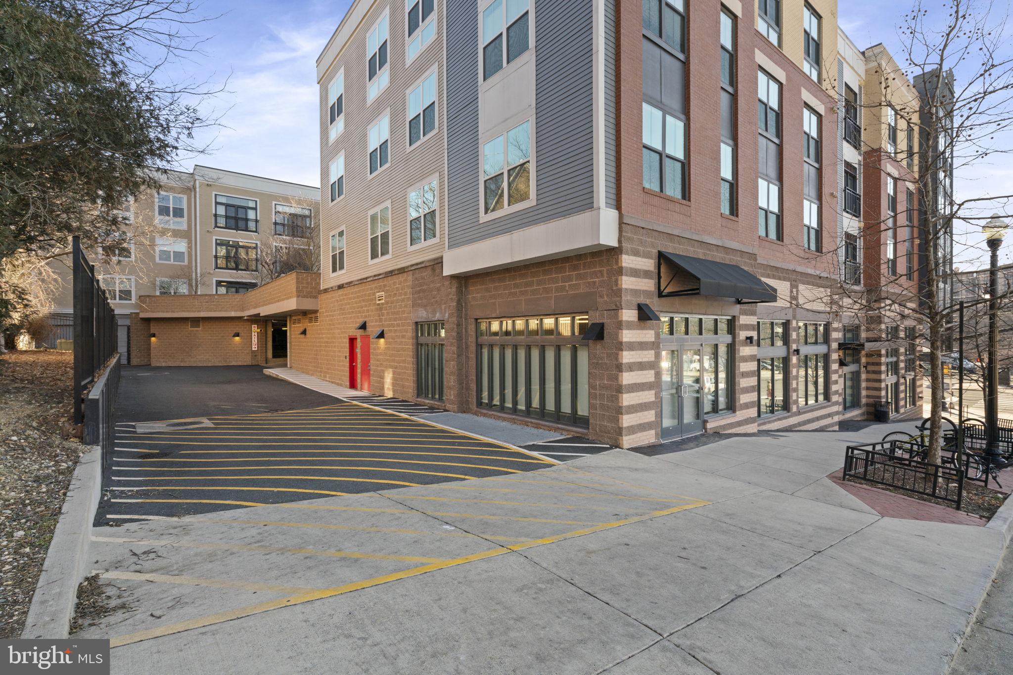 TRAFALGAR FLATS - Residential Lease