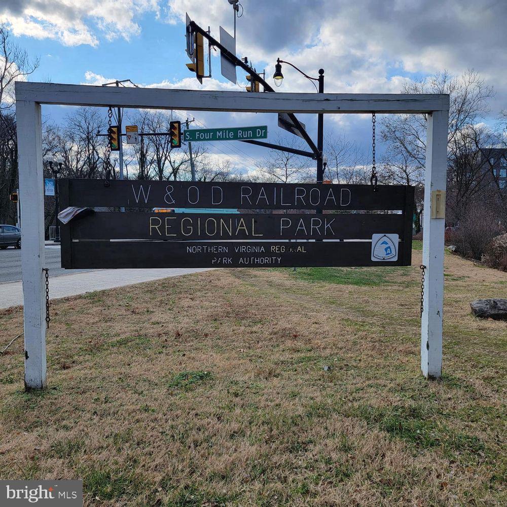 TRAFALGAR FLATS - Residential Lease