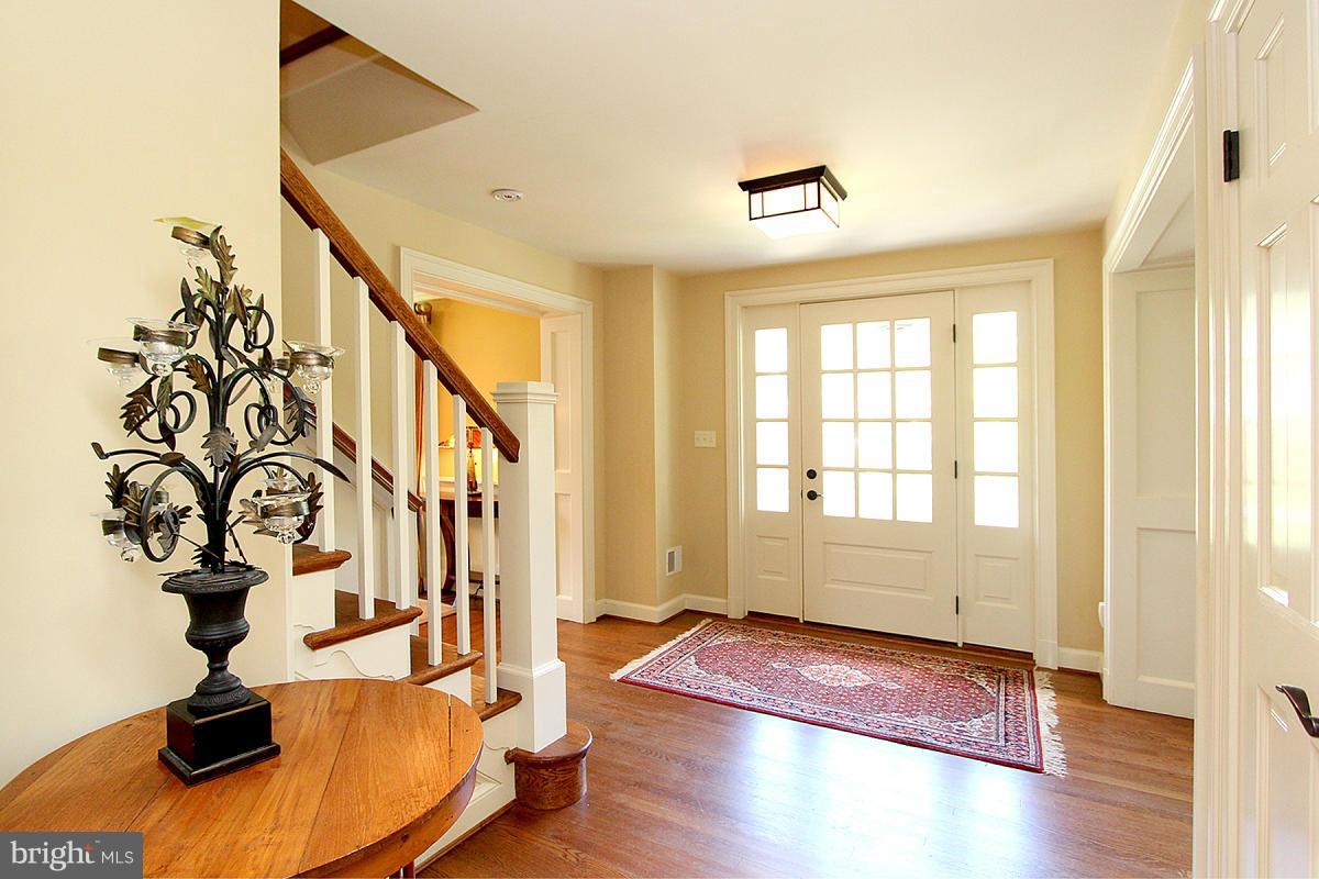 MARY KNOLLS - Residential