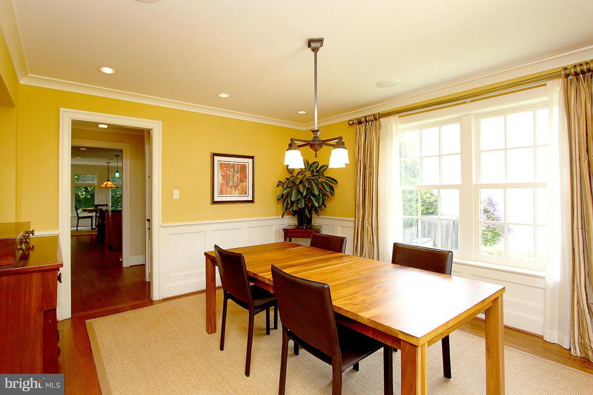 MARY KNOLLS - Residential