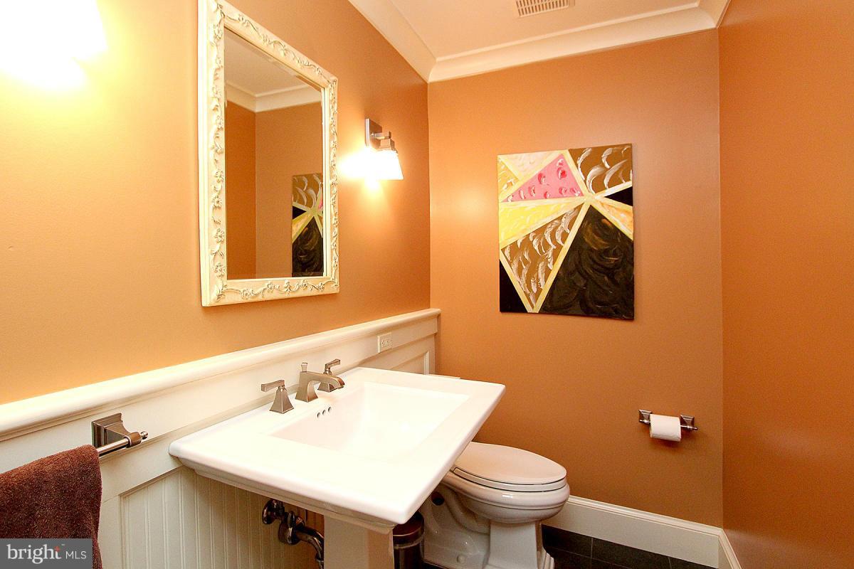 MARY KNOLLS - Residential