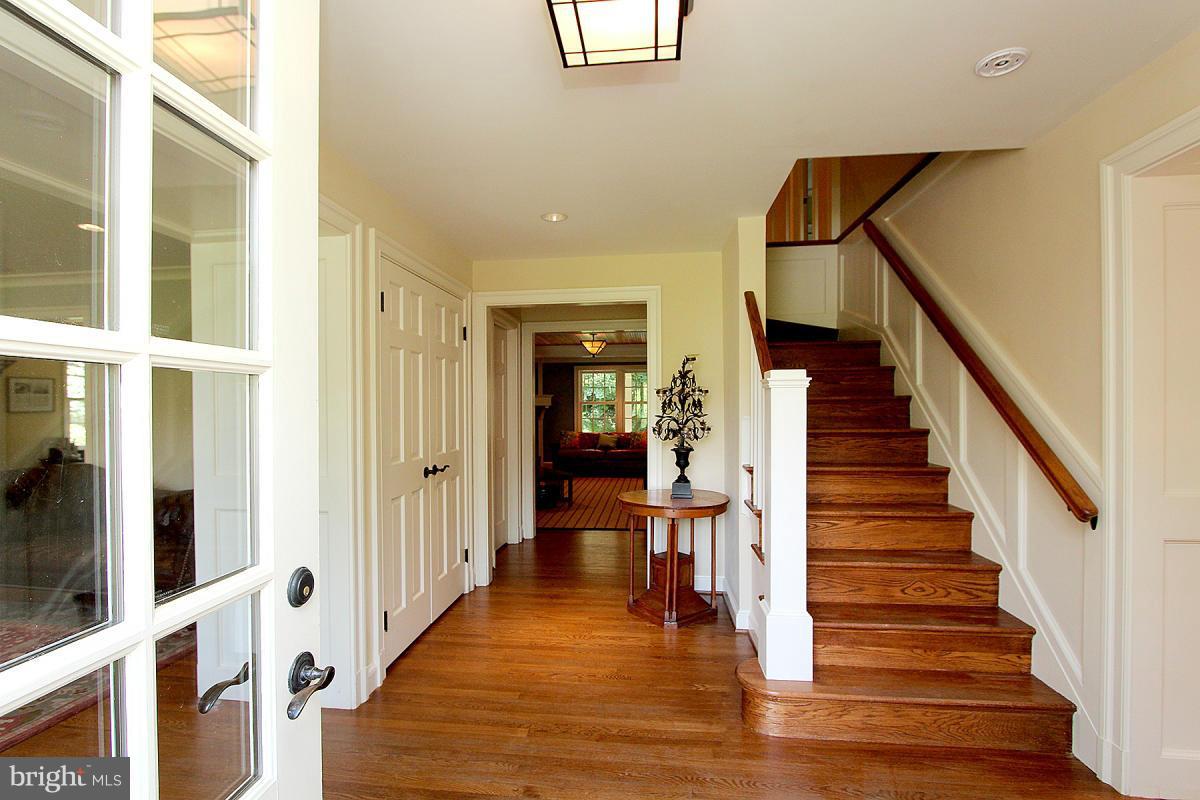 MARY KNOLLS - Residential