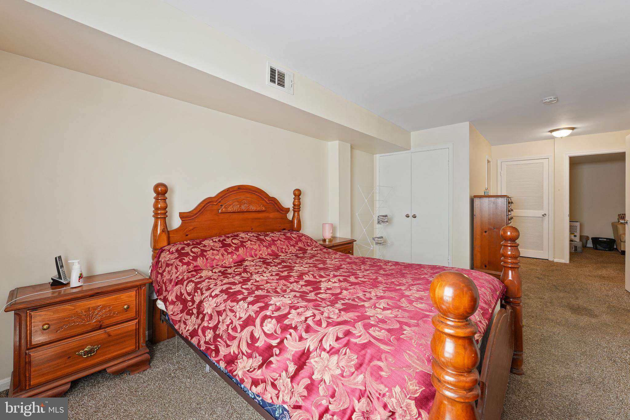 FAIRFAX PLAZA TOWNHOUSES - Residential