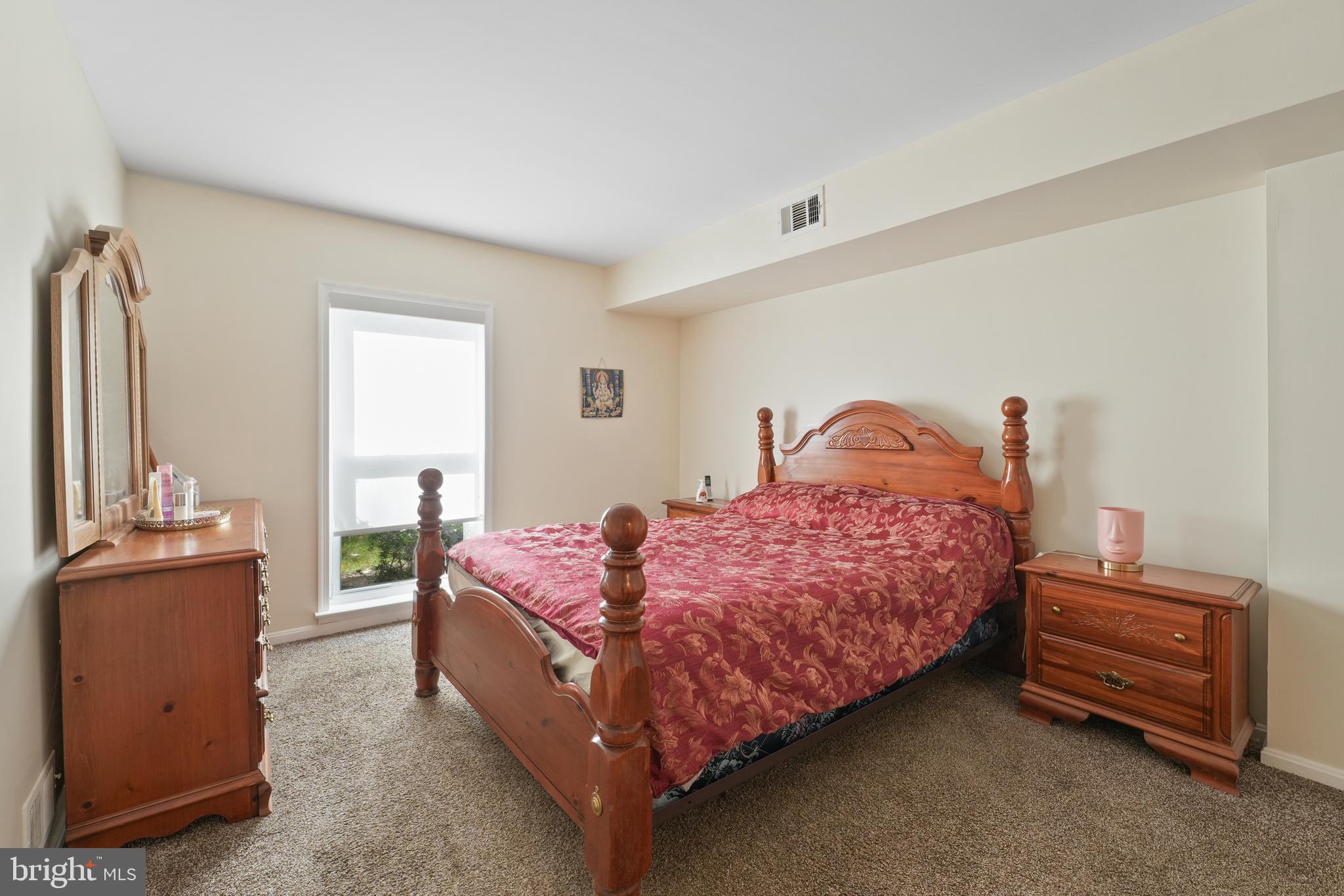 FAIRFAX PLAZA TOWNHOUSES - Residential