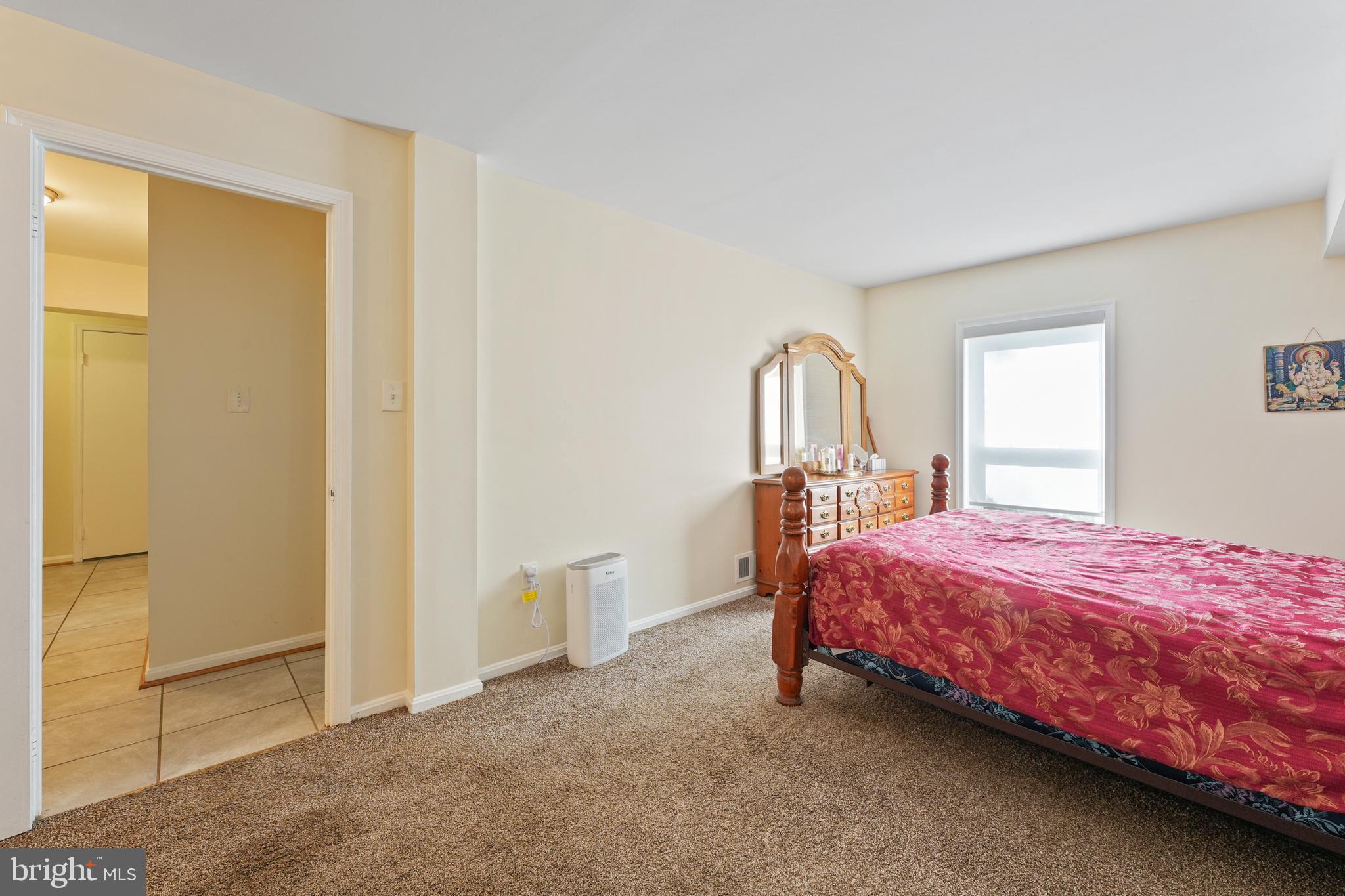 FAIRFAX PLAZA TOWNHOUSES - Residential