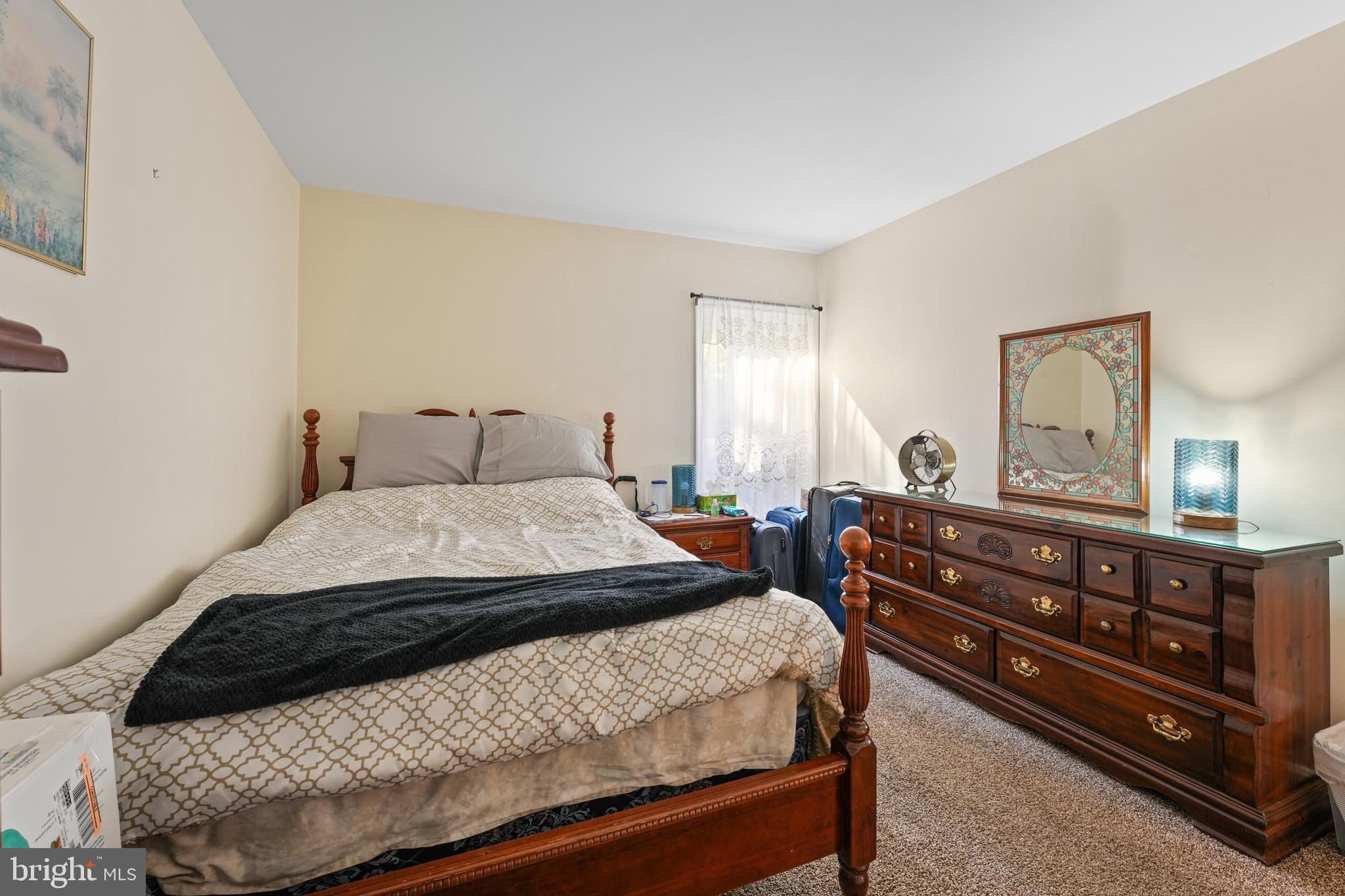 FAIRFAX PLAZA TOWNHOUSES - Residential