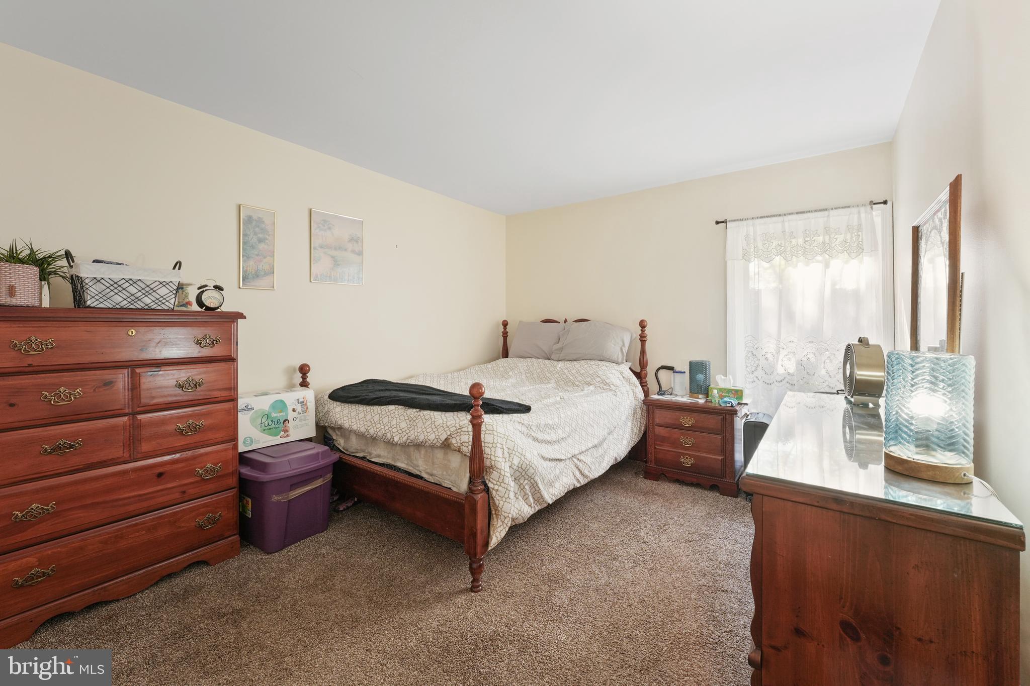 FAIRFAX PLAZA TOWNHOUSES - Residential