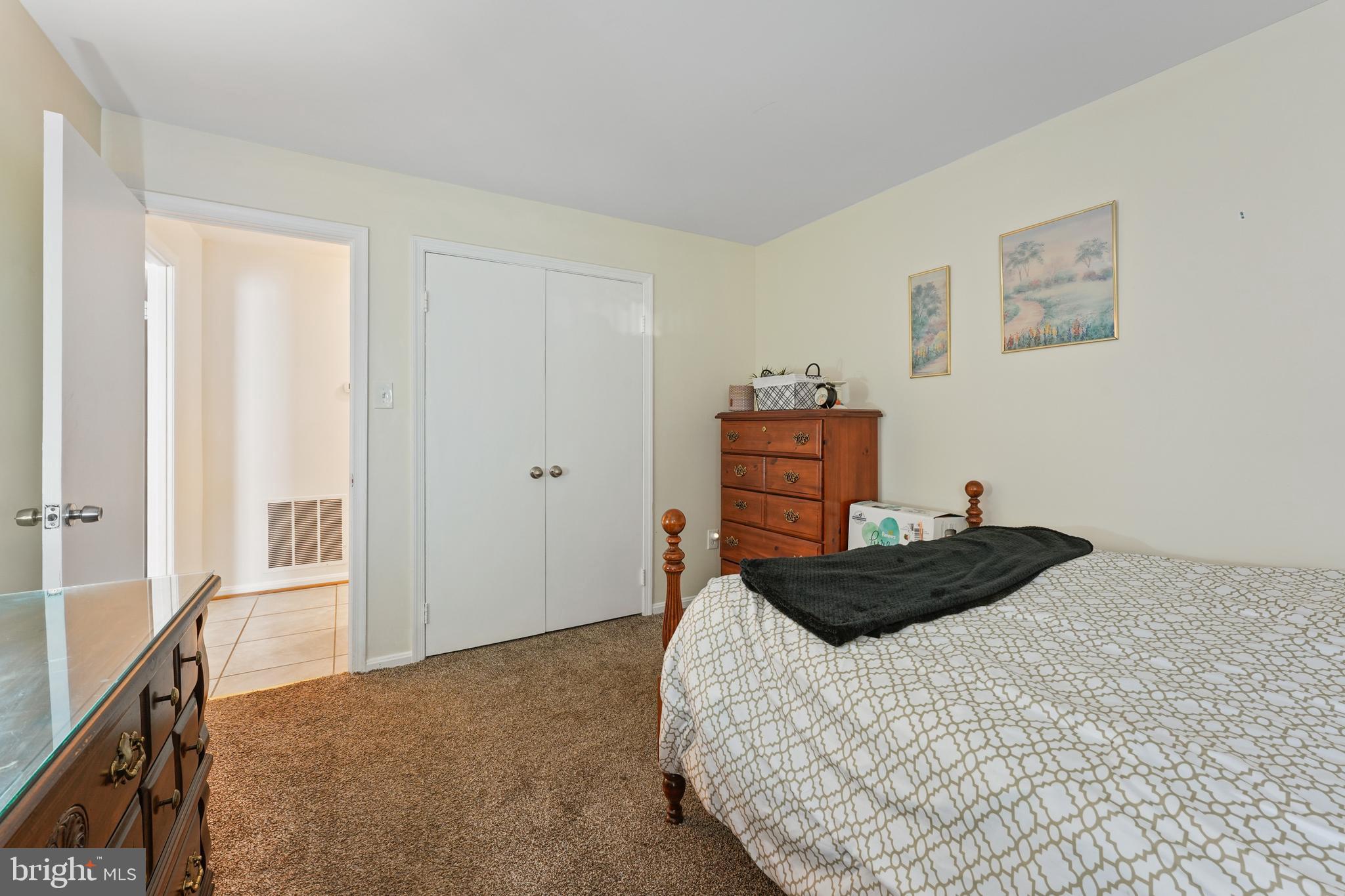 FAIRFAX PLAZA TOWNHOUSES - Residential