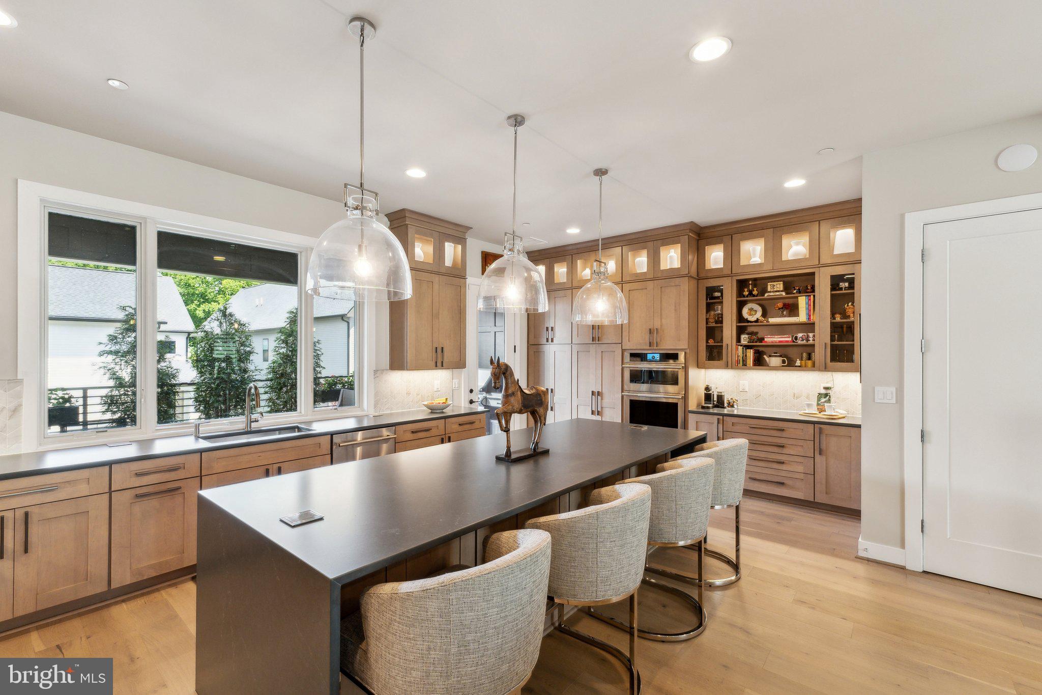 AMALYN - Residential