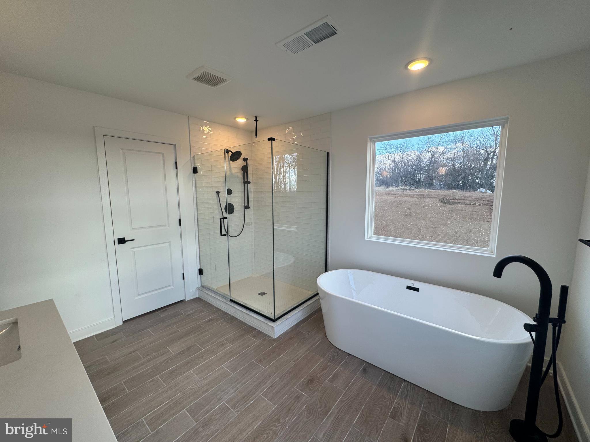 ESTATES OF TUSCARORA - Residential