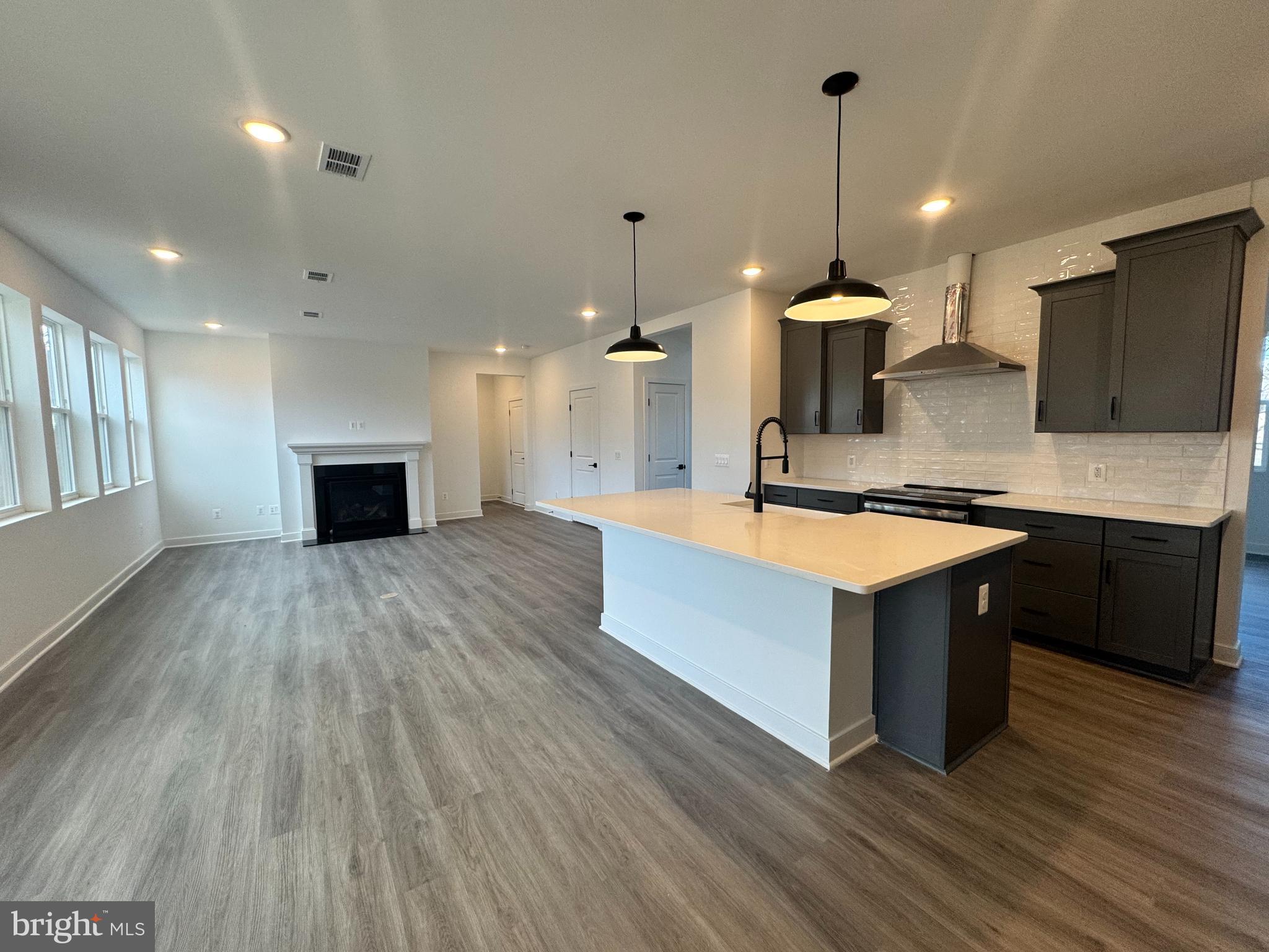 ESTATES OF TUSCARORA - Residential