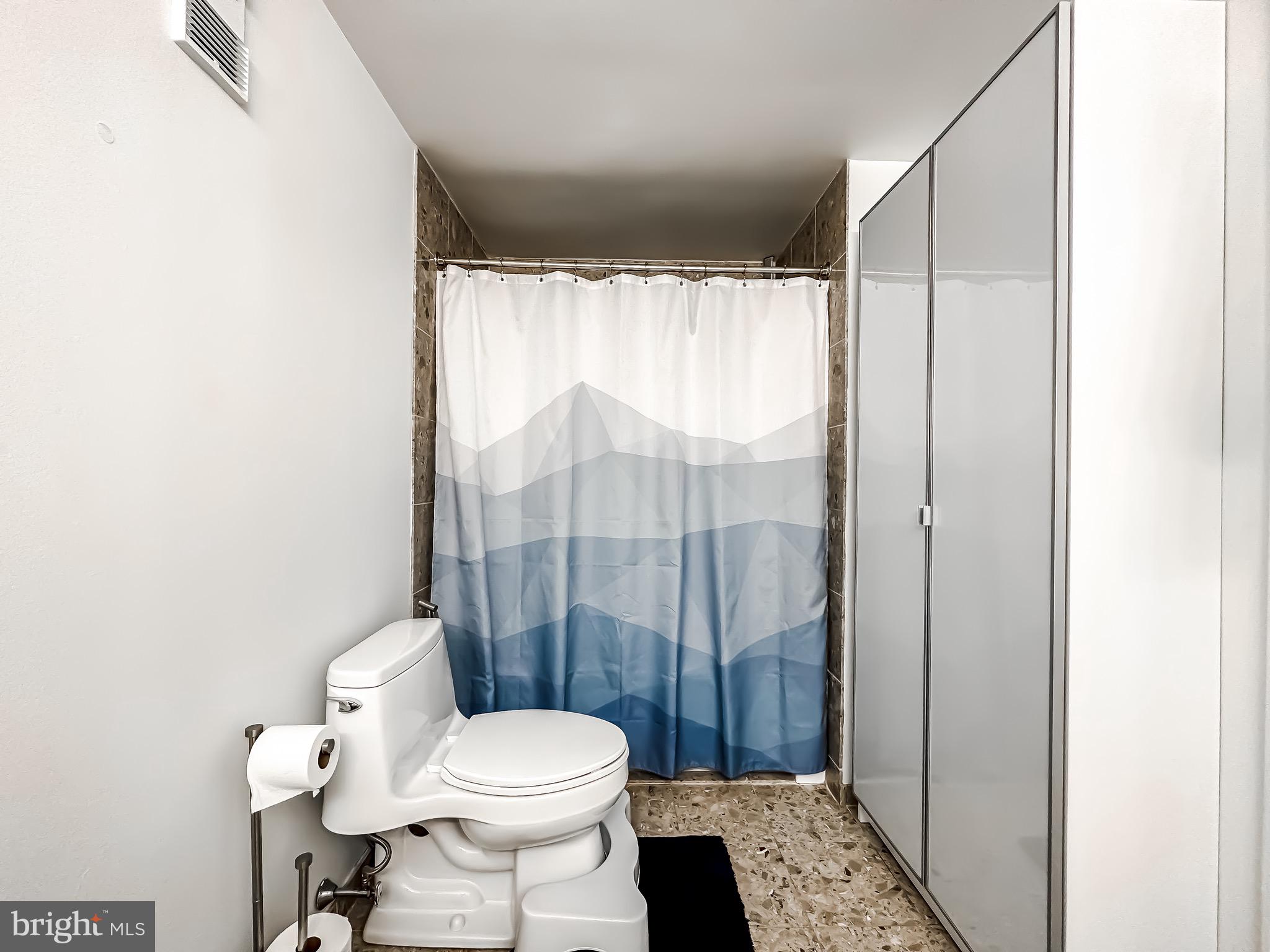 INNER HARBOR - Residential Lease