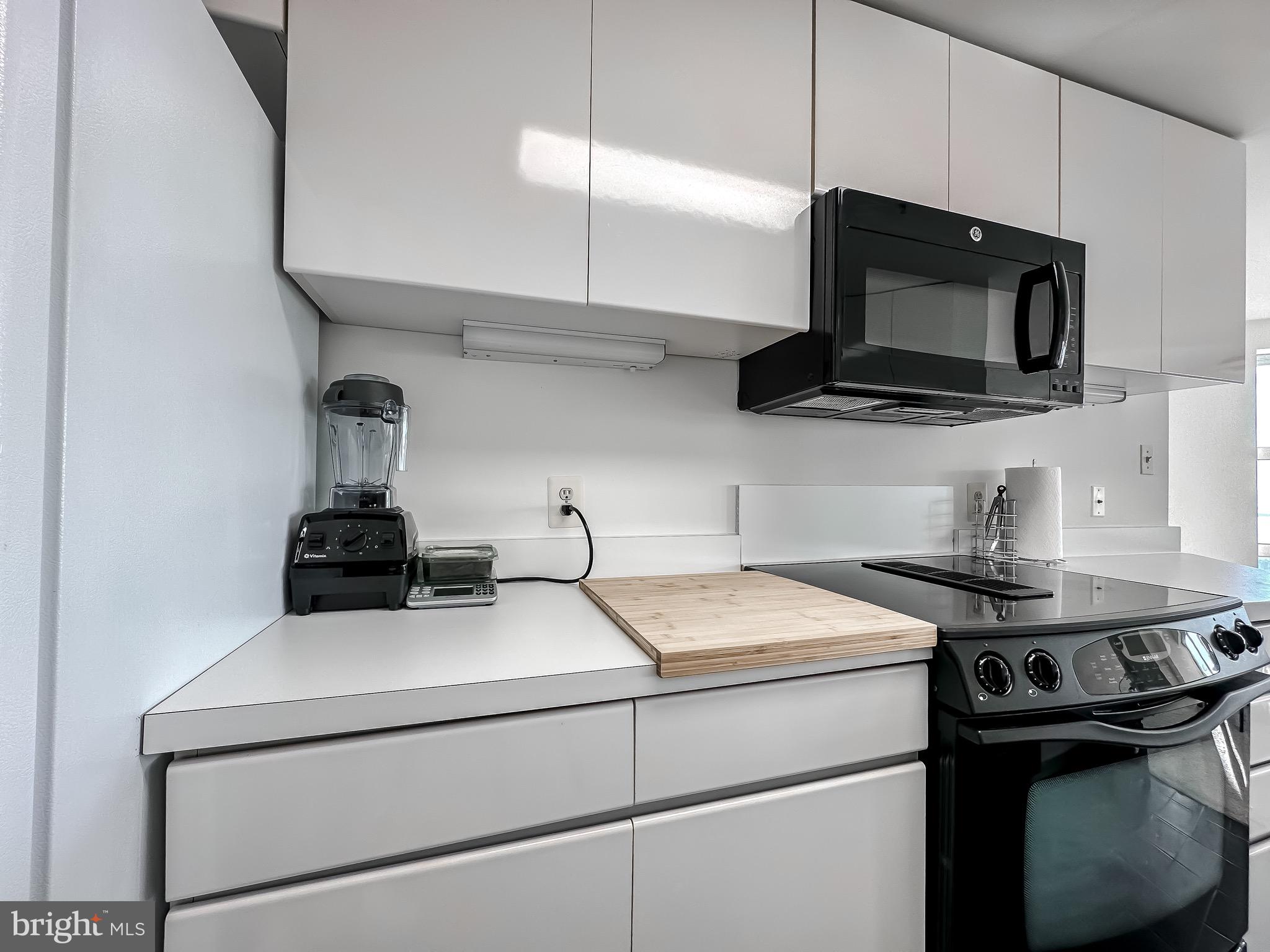 INNER HARBOR - Residential Lease