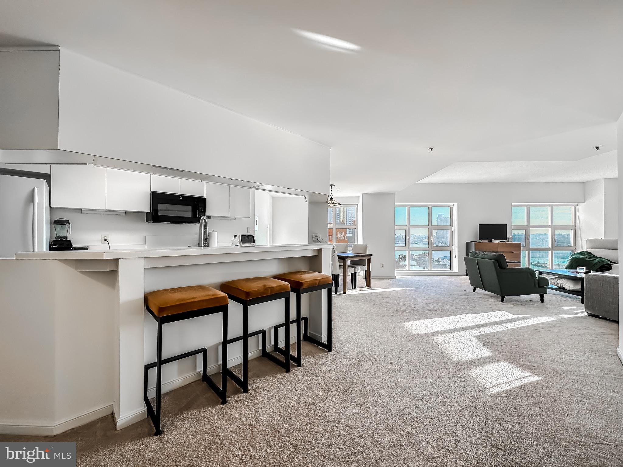 INNER HARBOR - Residential Lease