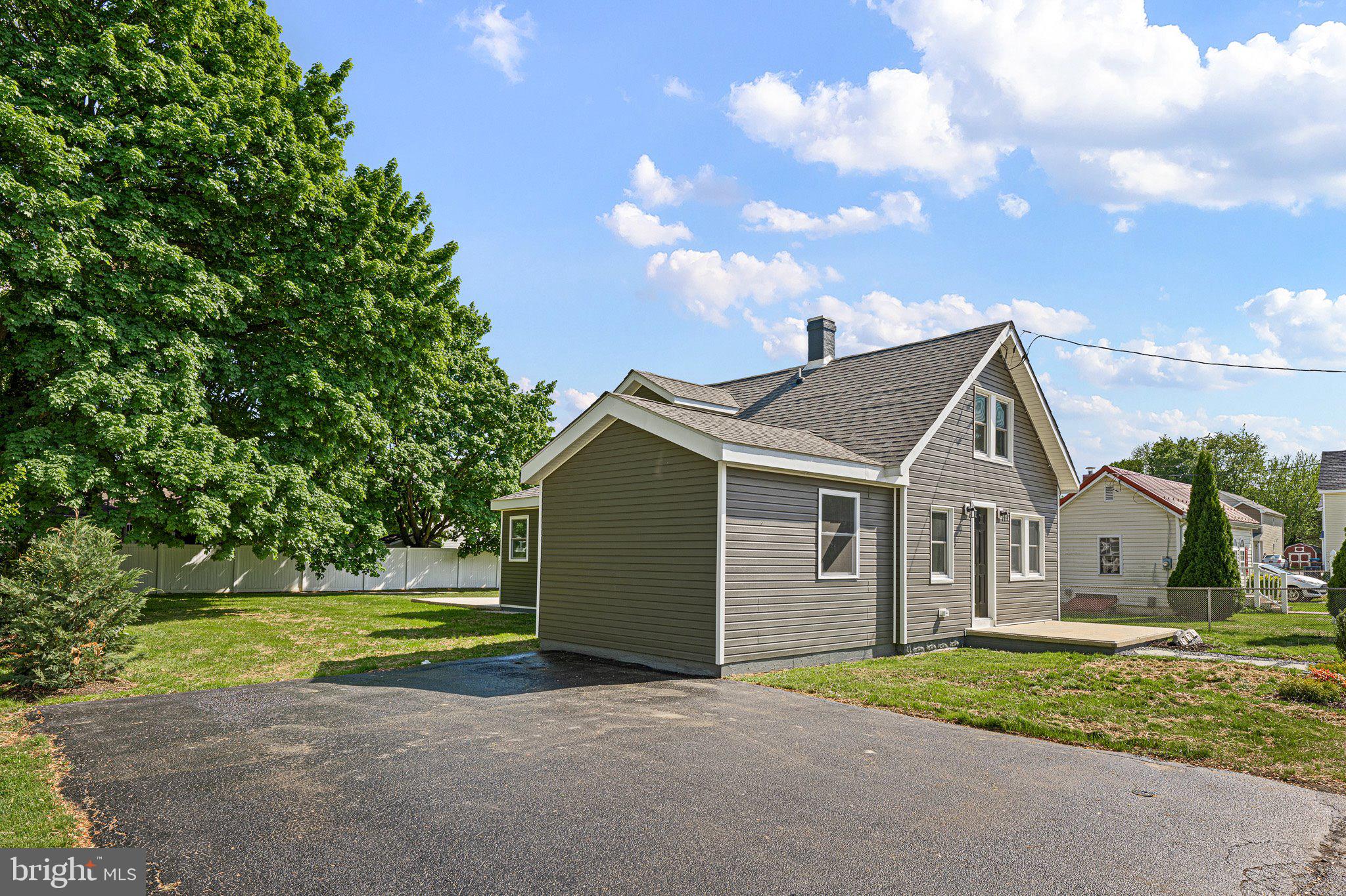 GREEN MDWS - Residential