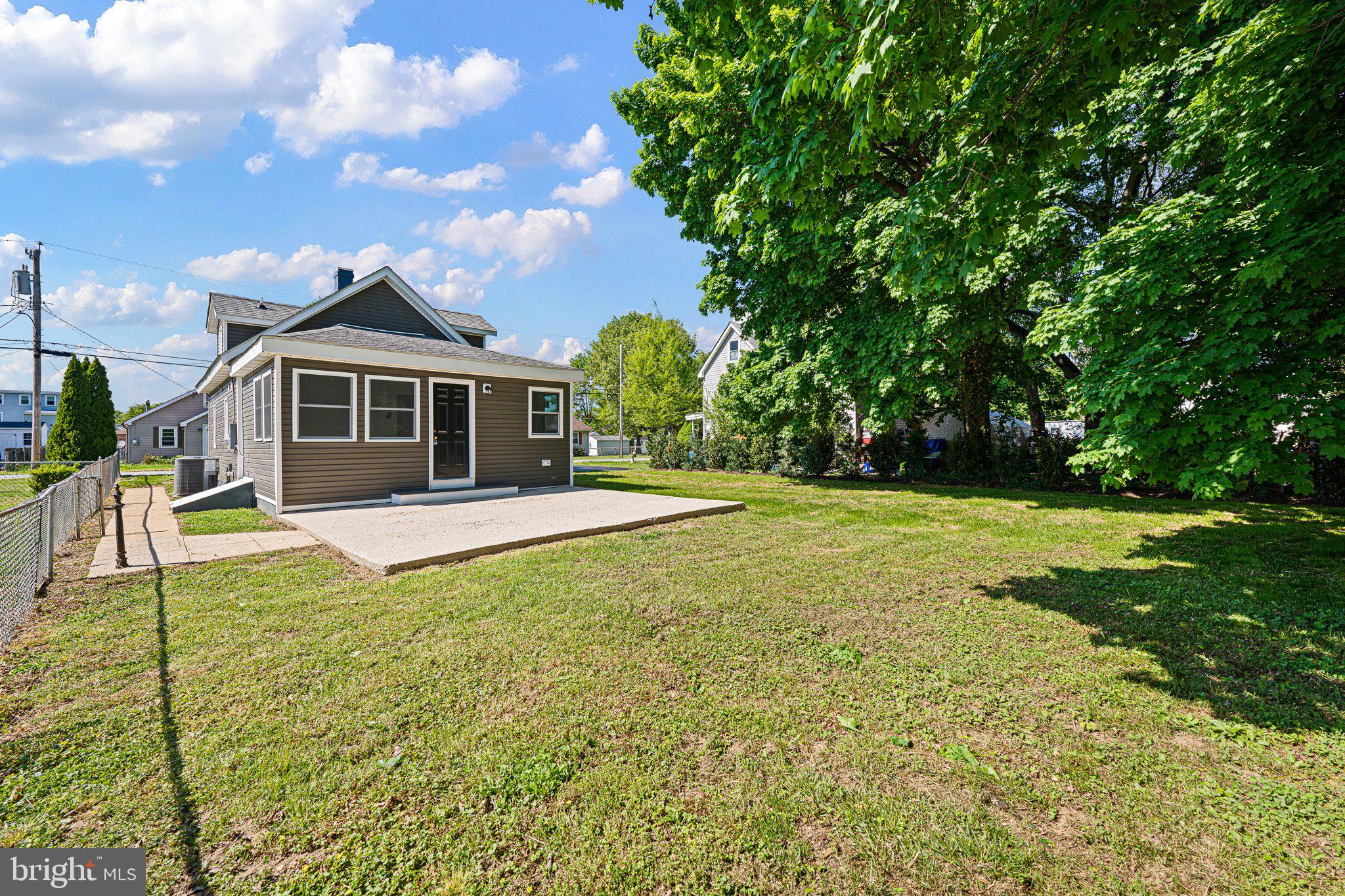 GREEN MDWS - Residential