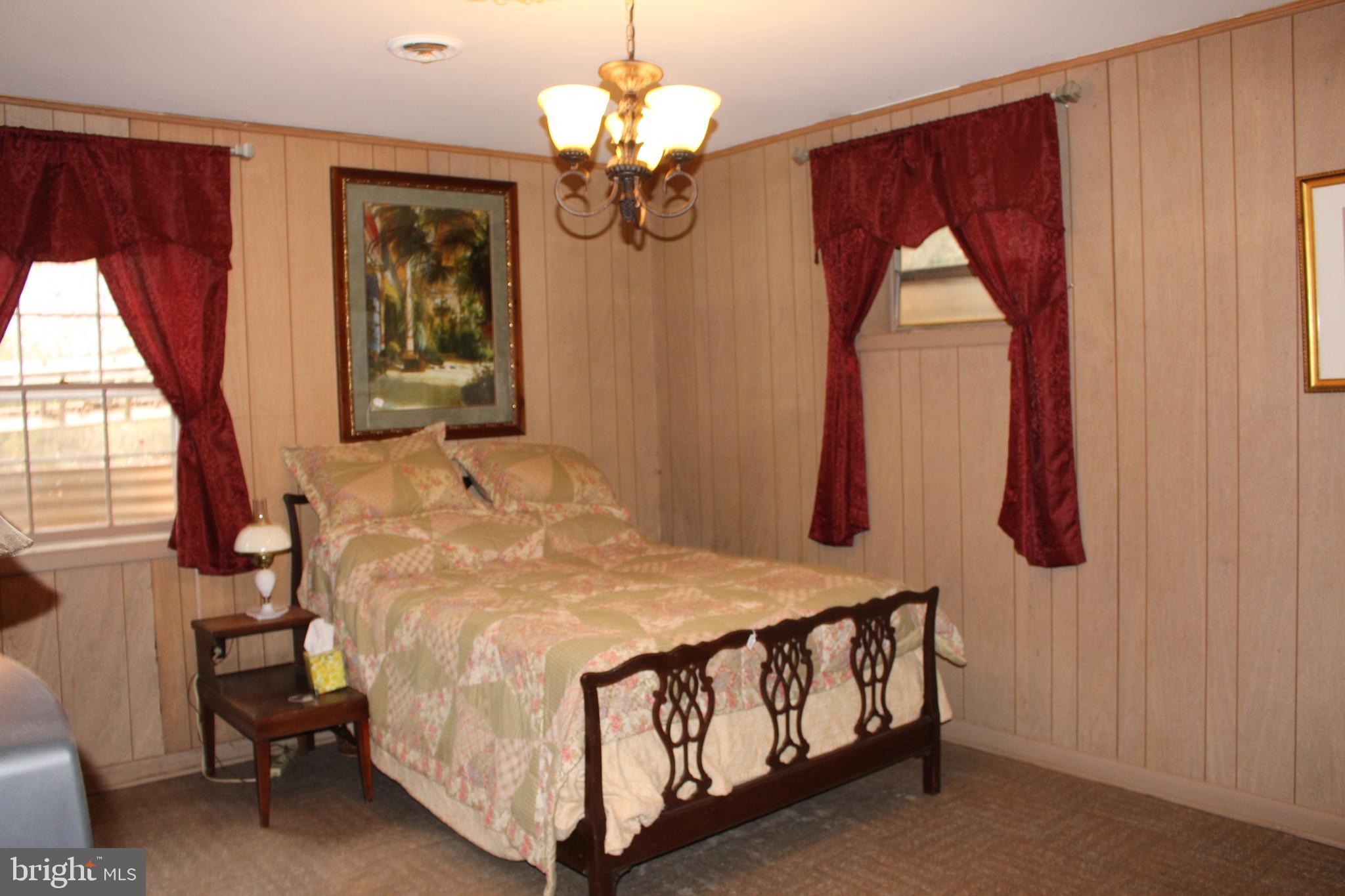 BUCK RUN ESTATES - Residential