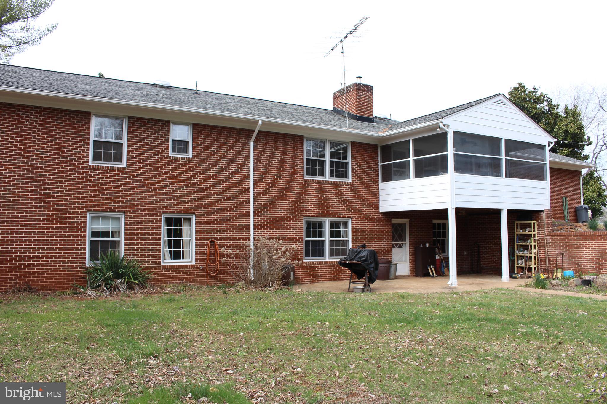 BUCK RUN ESTATES - Residential